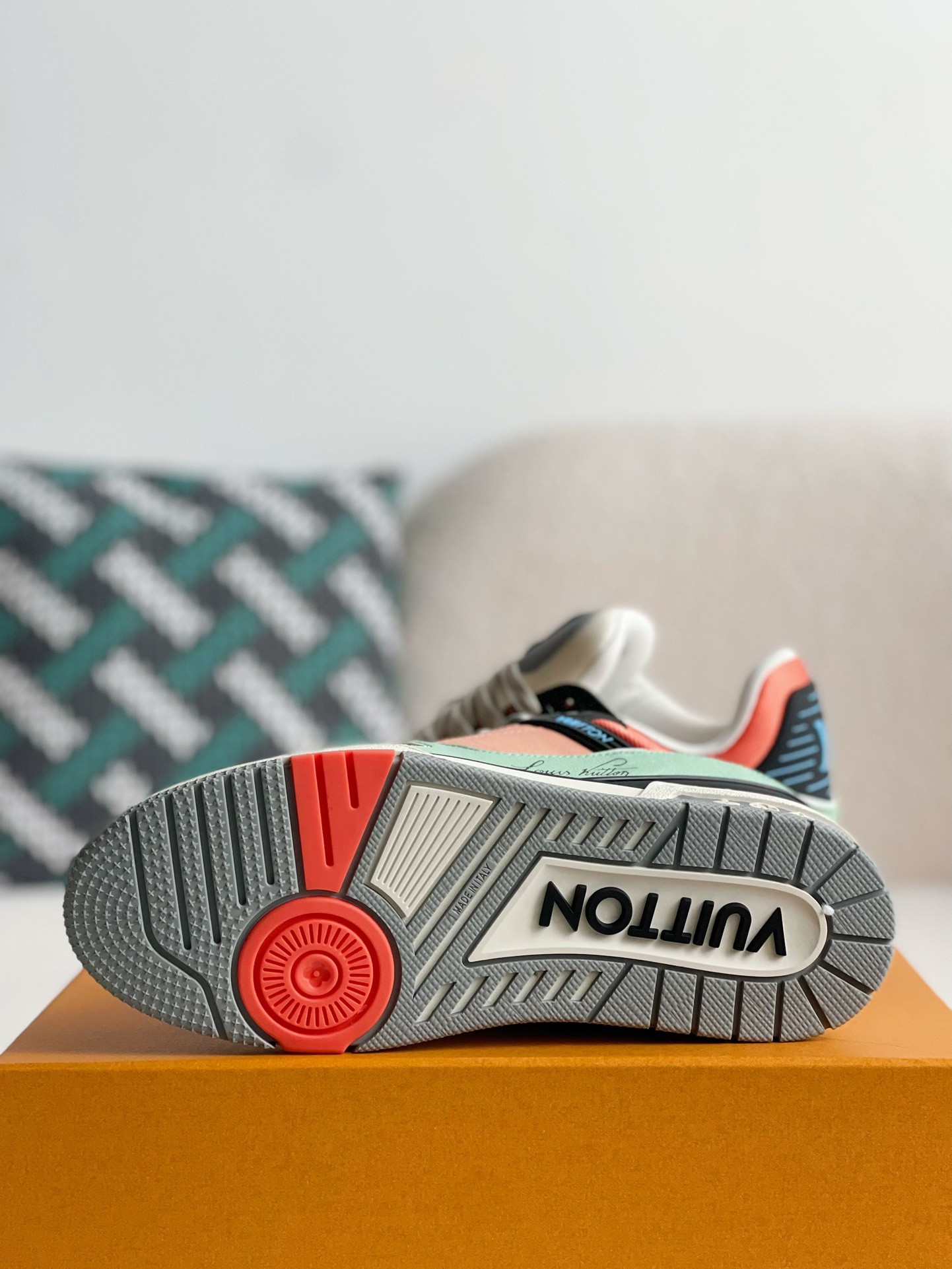 【#2814】 LOUIS VUITTON TRAINER Sneakers