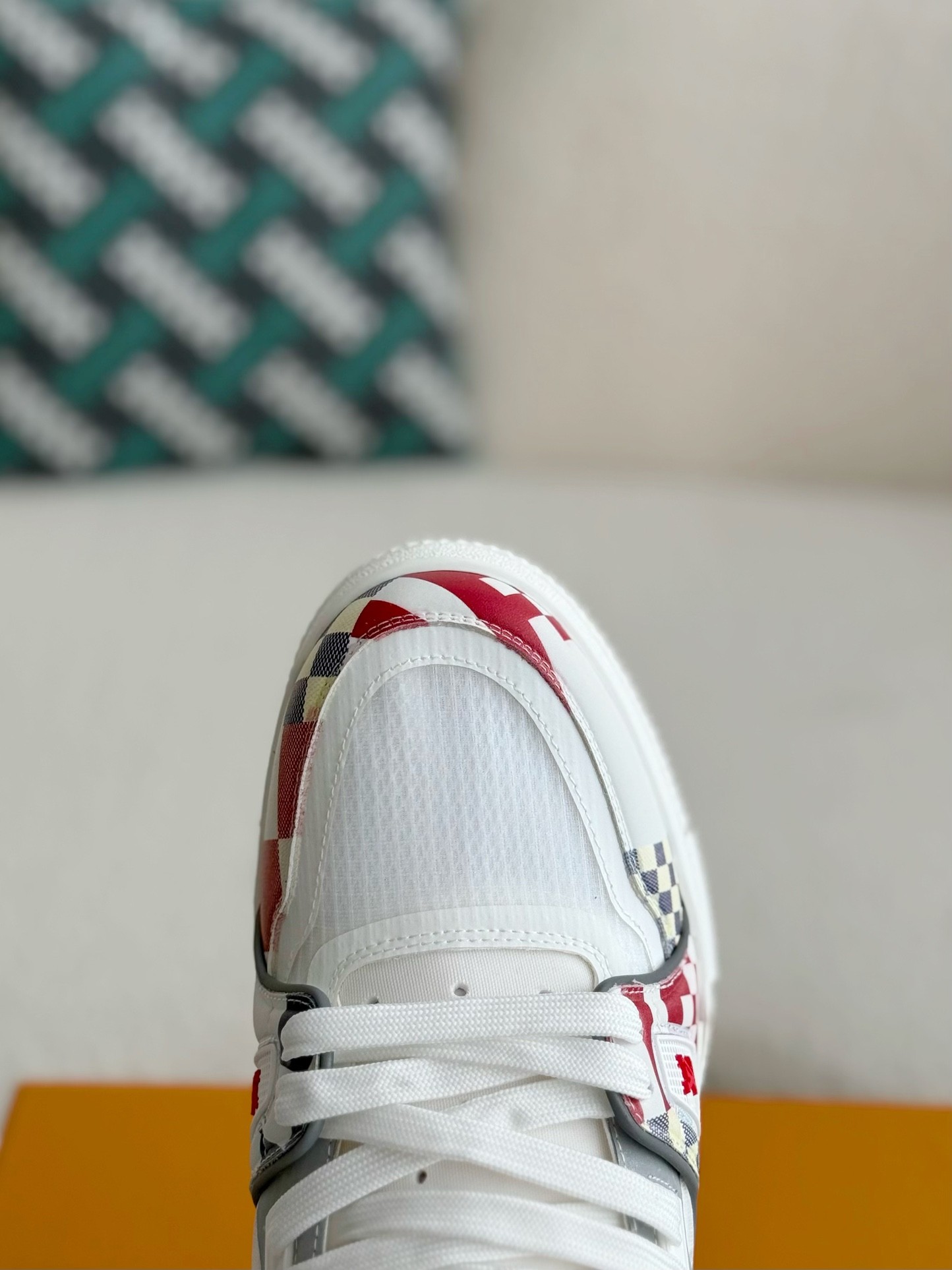 [#3807I LOUIS VUITTON TRAINER SNEAKERS 37th America's Cup Limited Edition
