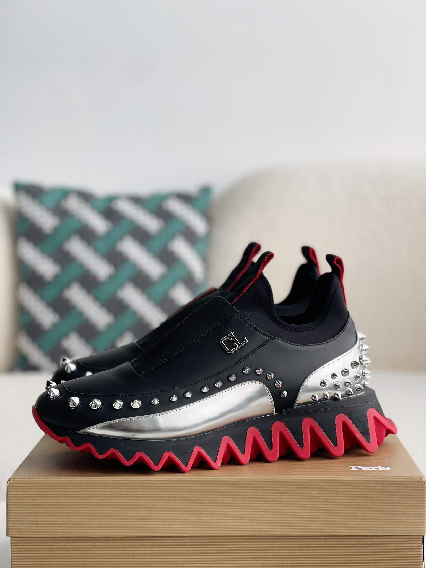 【#3009】Christian Louboutin Sneakers