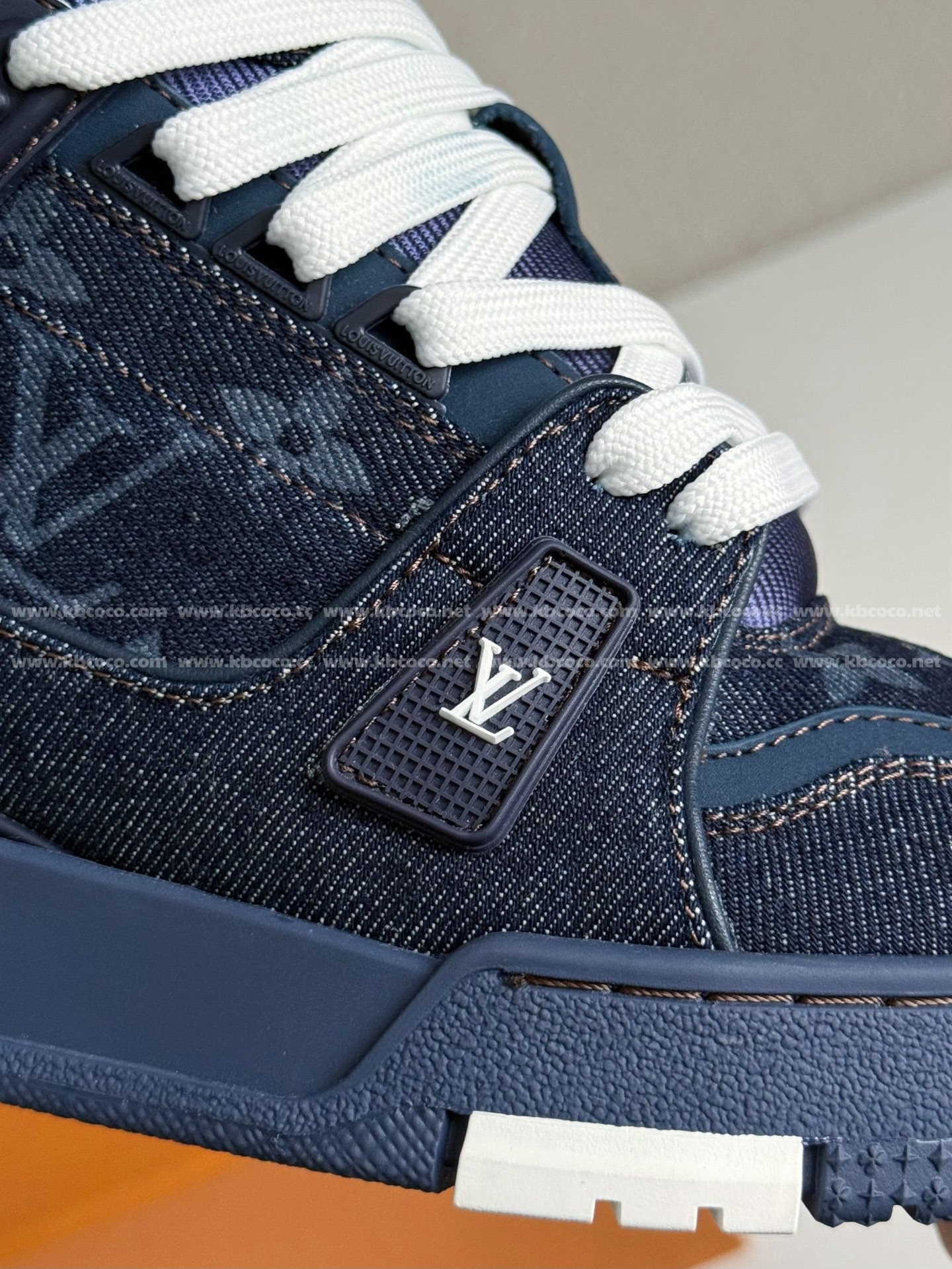 【#5444】 LOUIS VUITTON TRAINER SNEAKERS
