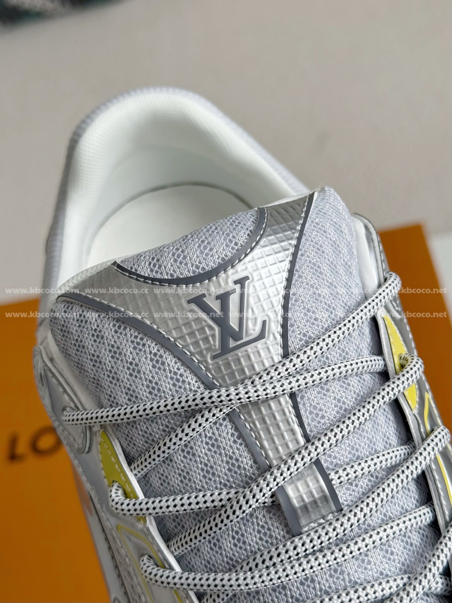 【#5216】 LOUIS VUITTON OLYMPIA CASUAL SHOES