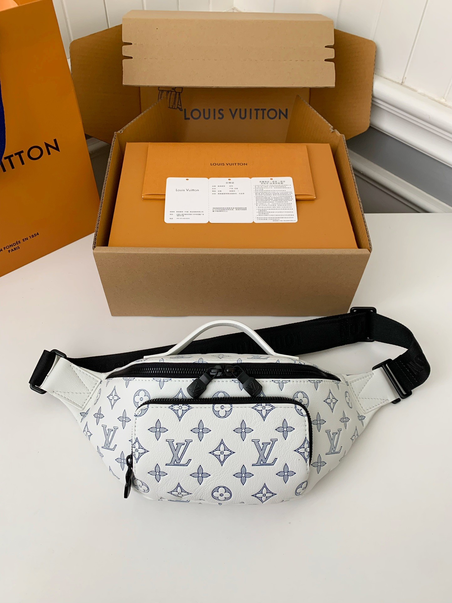 New Louis Vuitton RUSH waist bag M25227
