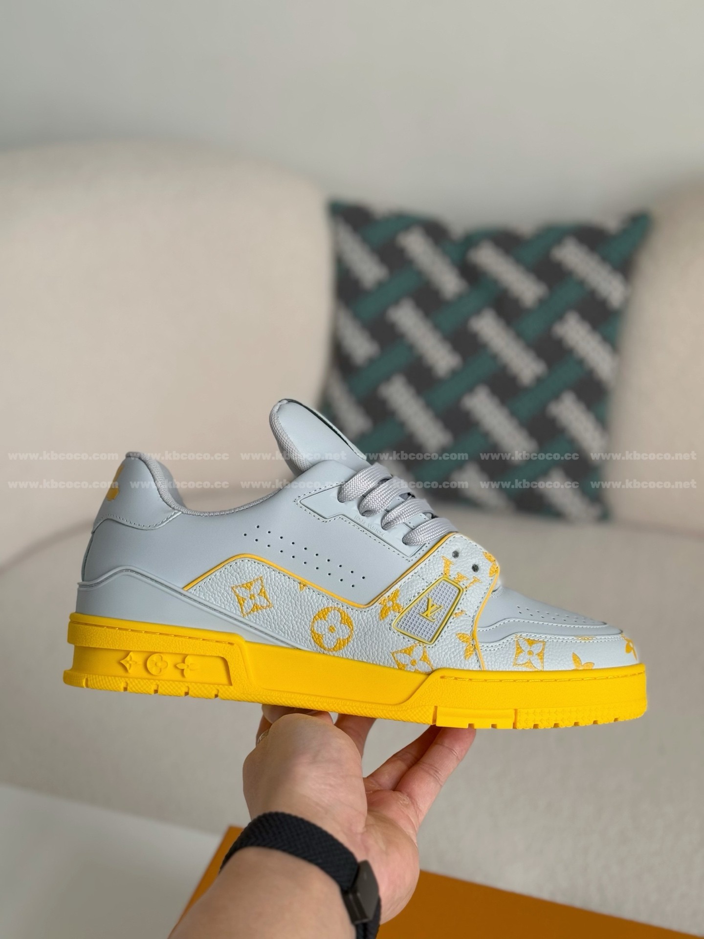 【#5778】 LOUIS VUITTON TRAINER SNEAKERS