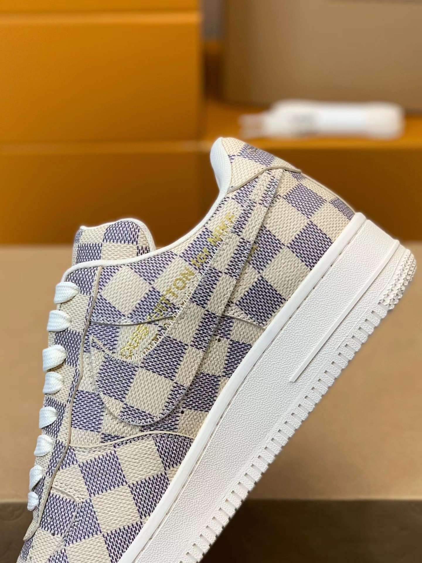 LOUIS VUITTON x NIKE AIR FORCE 1 Sneaker