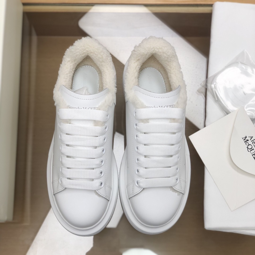 Alexander McQueen MO White velvet Lining Sneakers