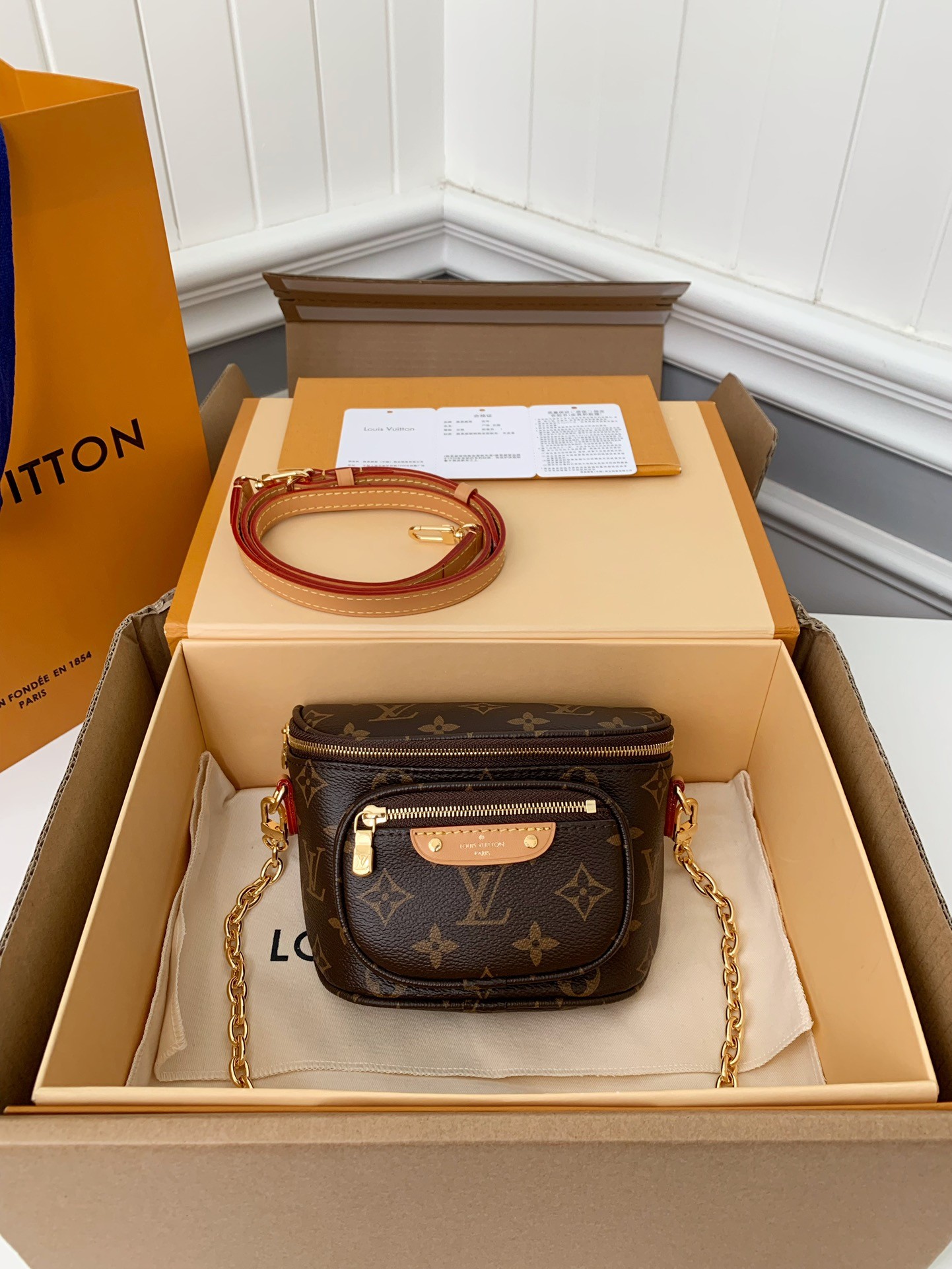 Louis Vuitton's new MINI BUMBAG vintage handbag for the season M82335 isof top quality