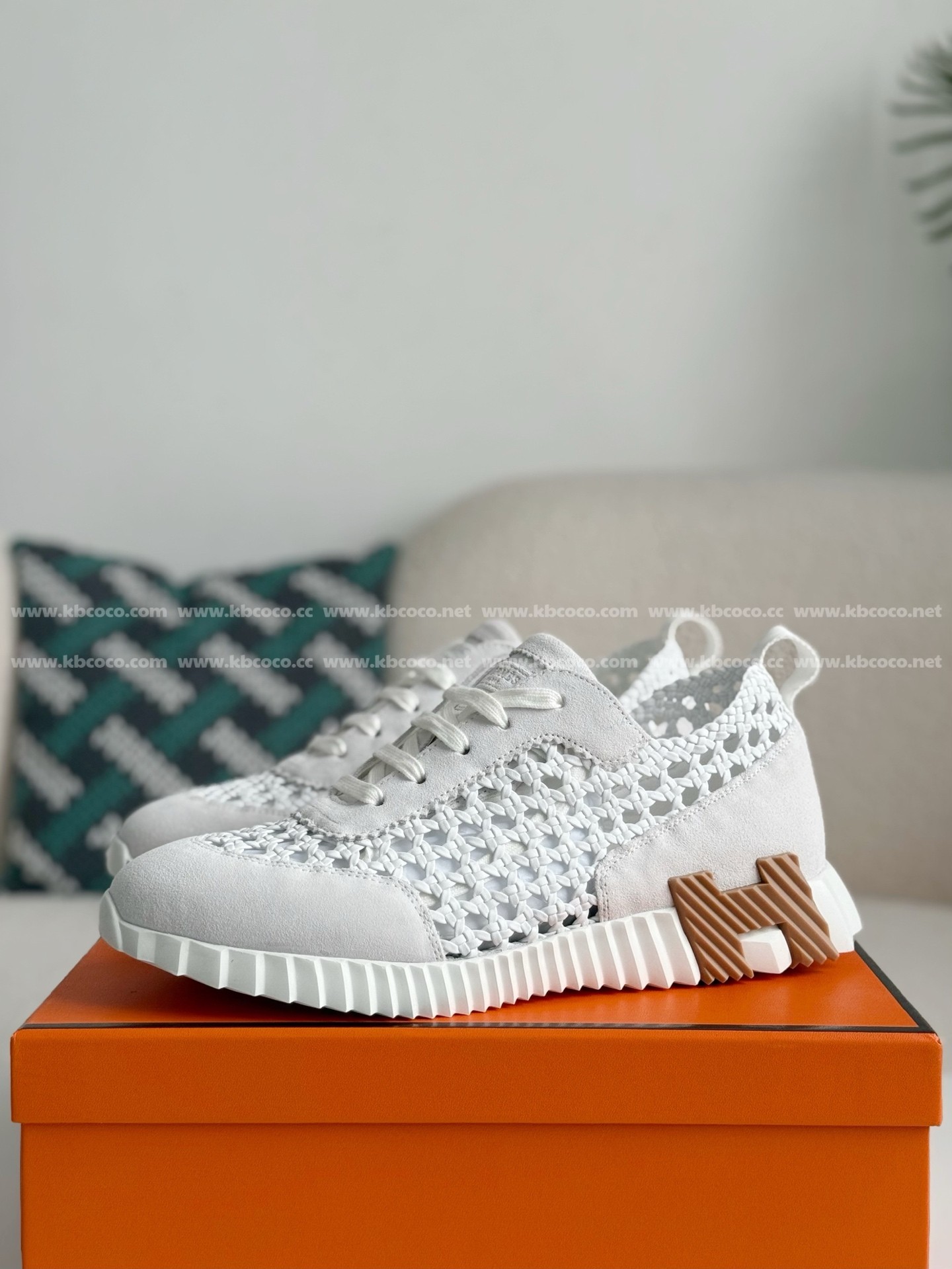 【#5437】 Hermès Department Sneakers