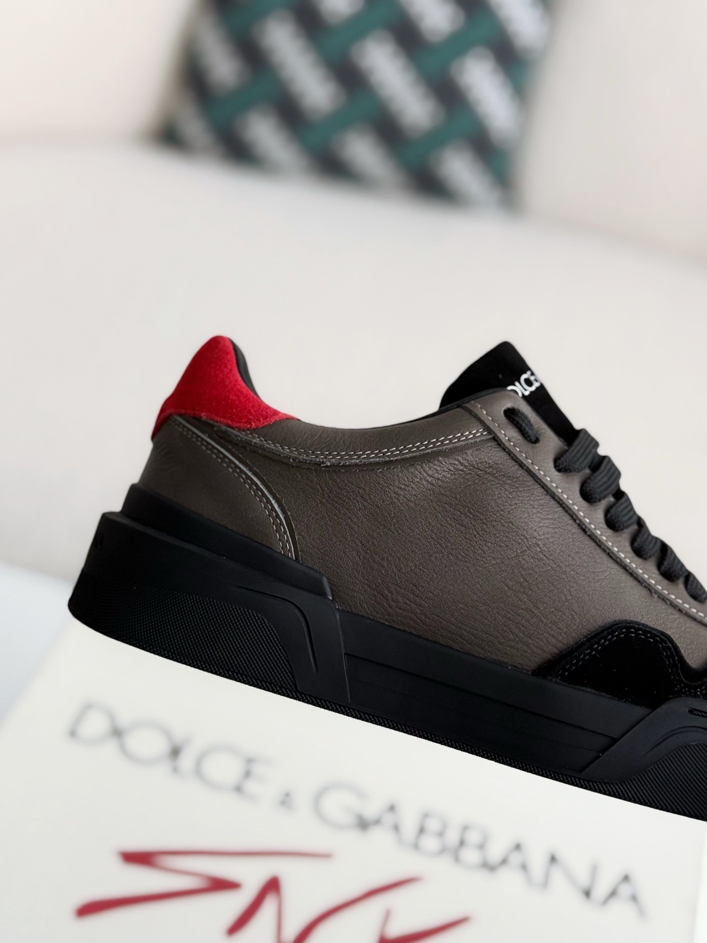 【#3882】Dolce&Gabbana Sneakers