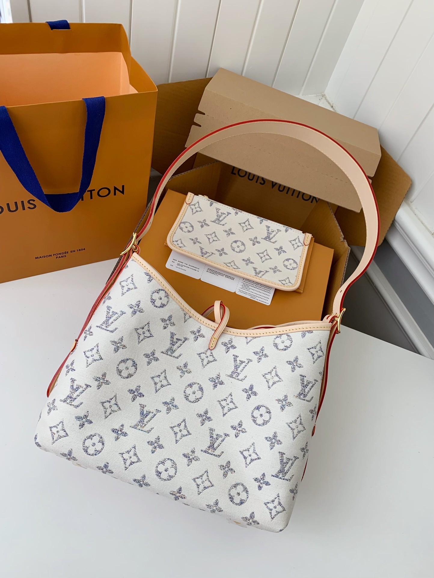 Louis Vuitton Carryall small handbag M24707