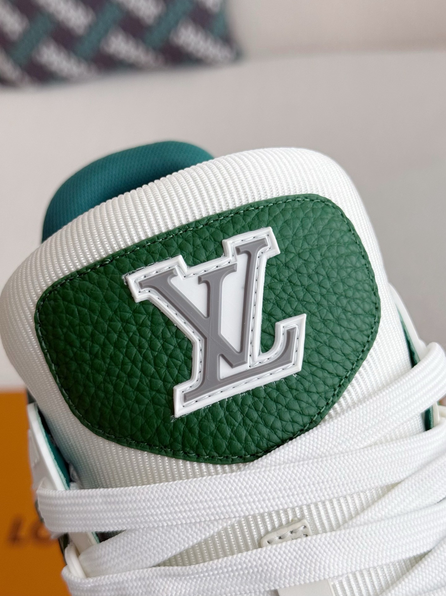[#3886]LOUIS VUITTON TRAINER SNEAKERS