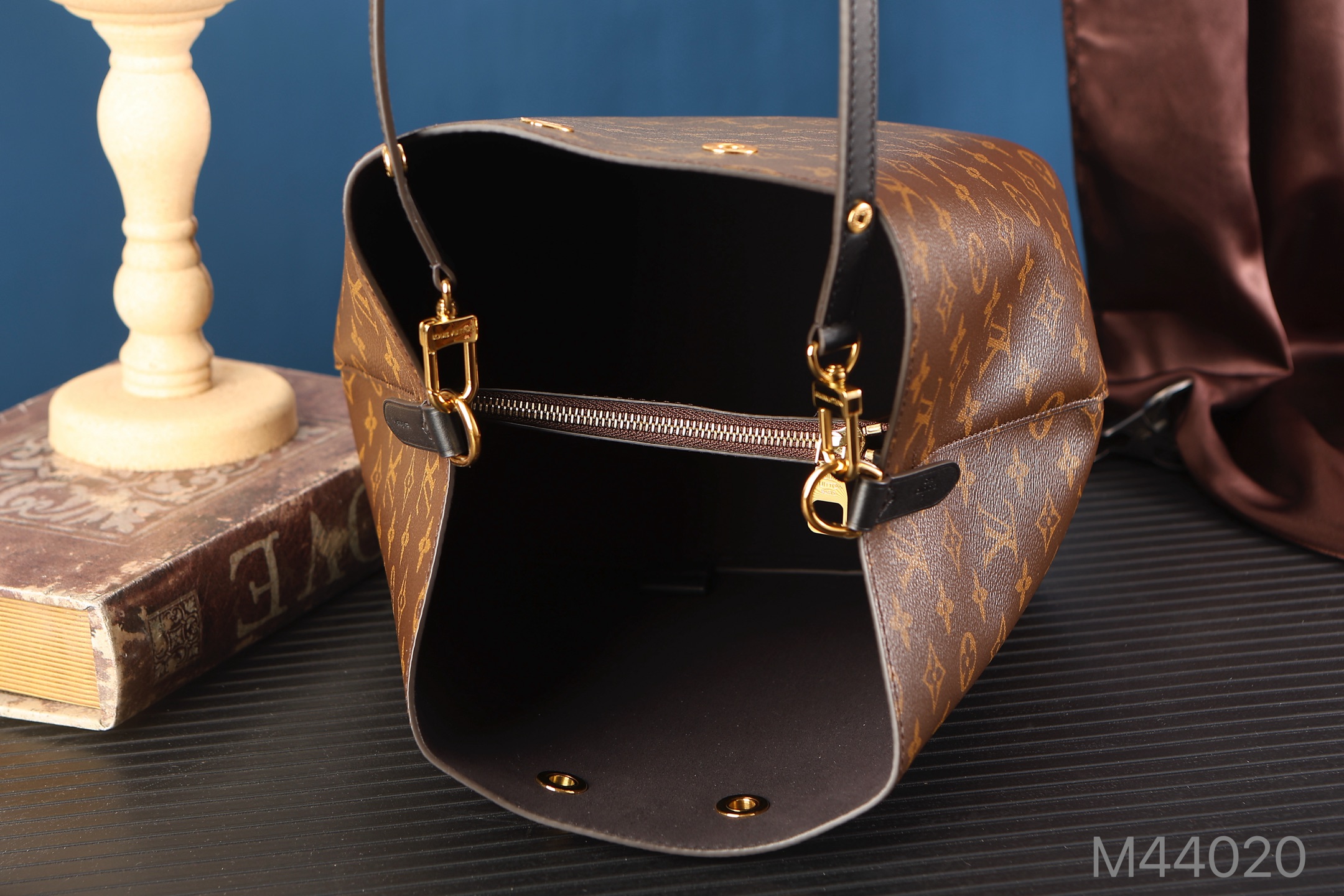 LOUIS VUITTON NÉONOÉ MM Bucket bag/top quality M44020