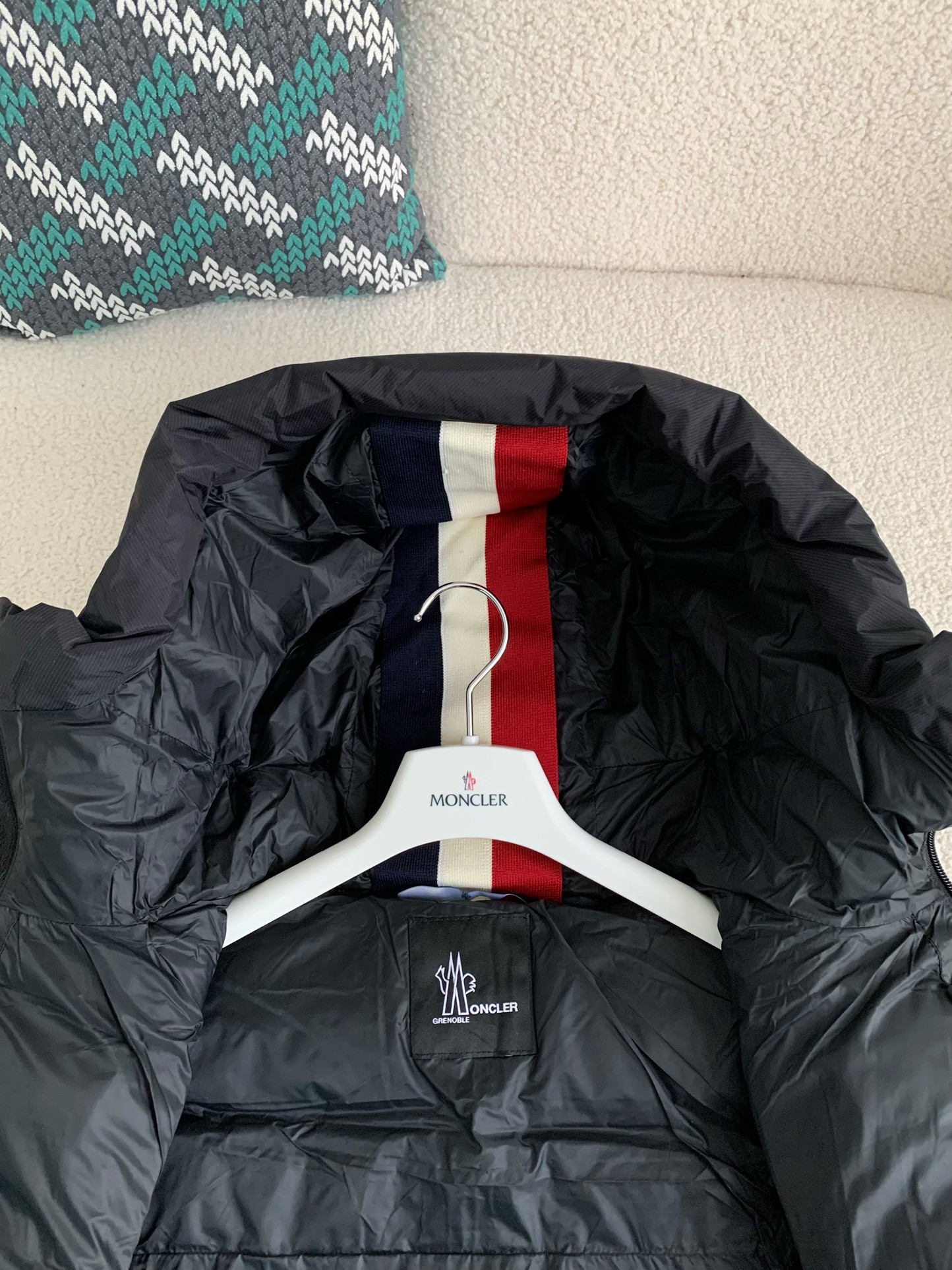 【#3913】Moncler Grenoble Nylon Hooded Down Jacket