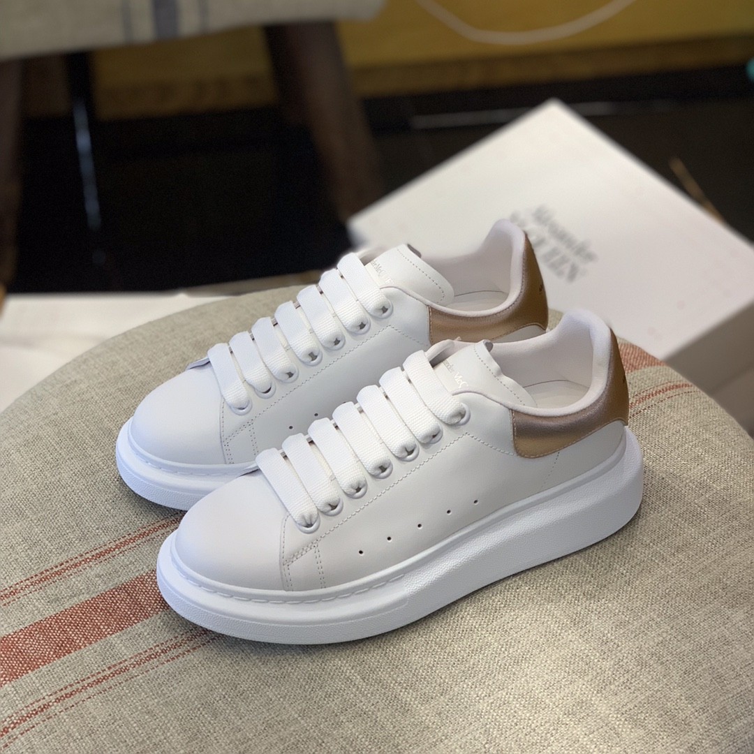Alexander McQueen MQ rose gold tailSneakers
