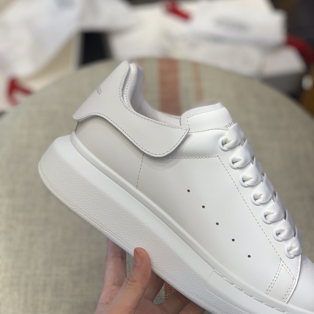 Alexander McQueen MQ White Tricolortail Sneakers