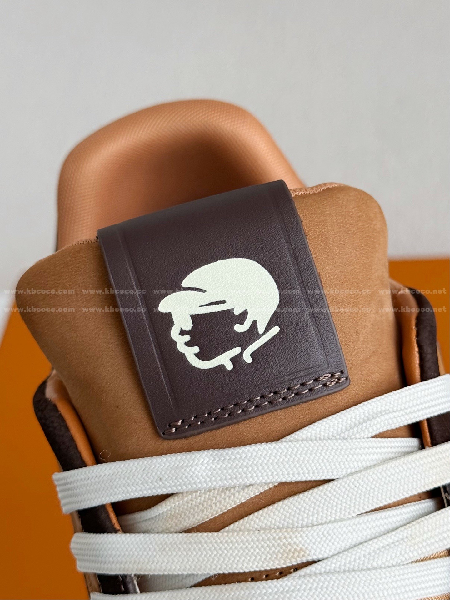 【#5910】 LOUIS VUITTON x NIGO TRAINER FW25 SNEAKERS