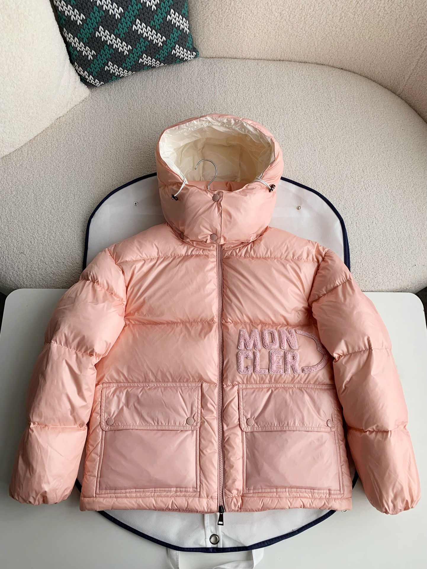 【#1683】Moncler Thick down jacket for women-pink