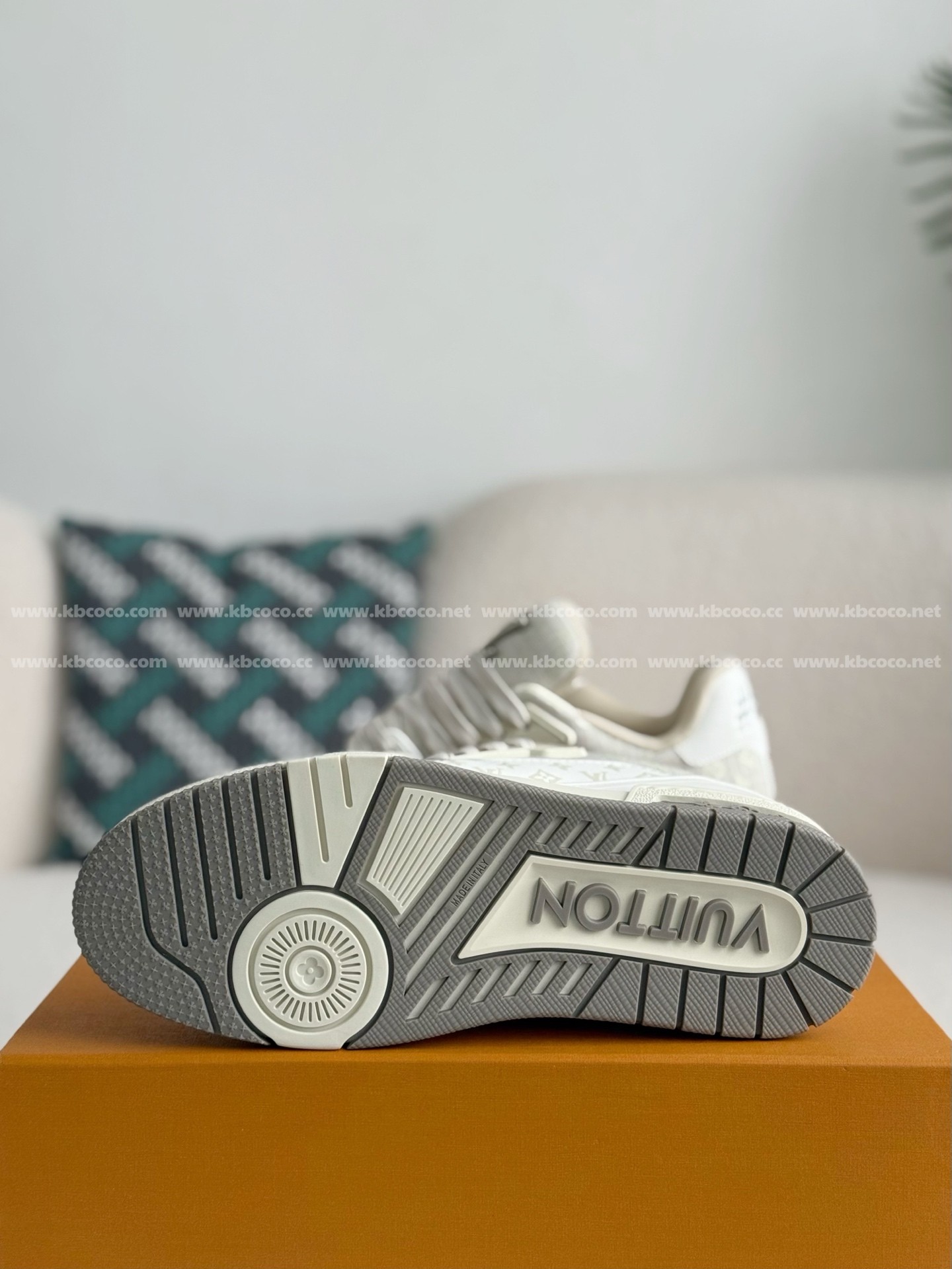 【#5259】 LOUIS VUITTON TRAINER SNEAKERS