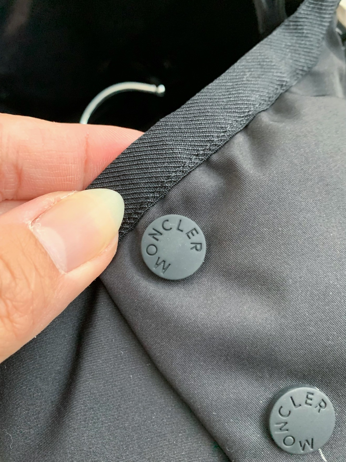 【#3712】Moncler Montbeliard down jacket