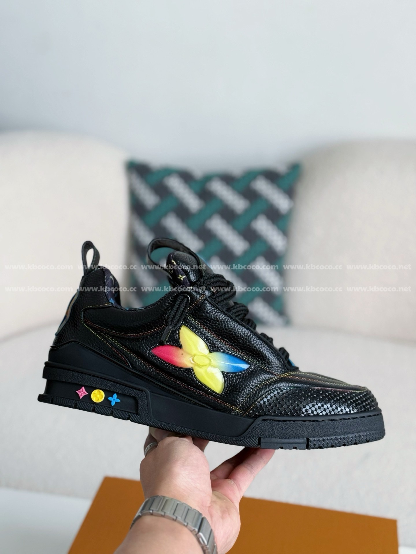 【#4629】 LOUIS VUITTON SKATE LOW-TOP SNEAKERS