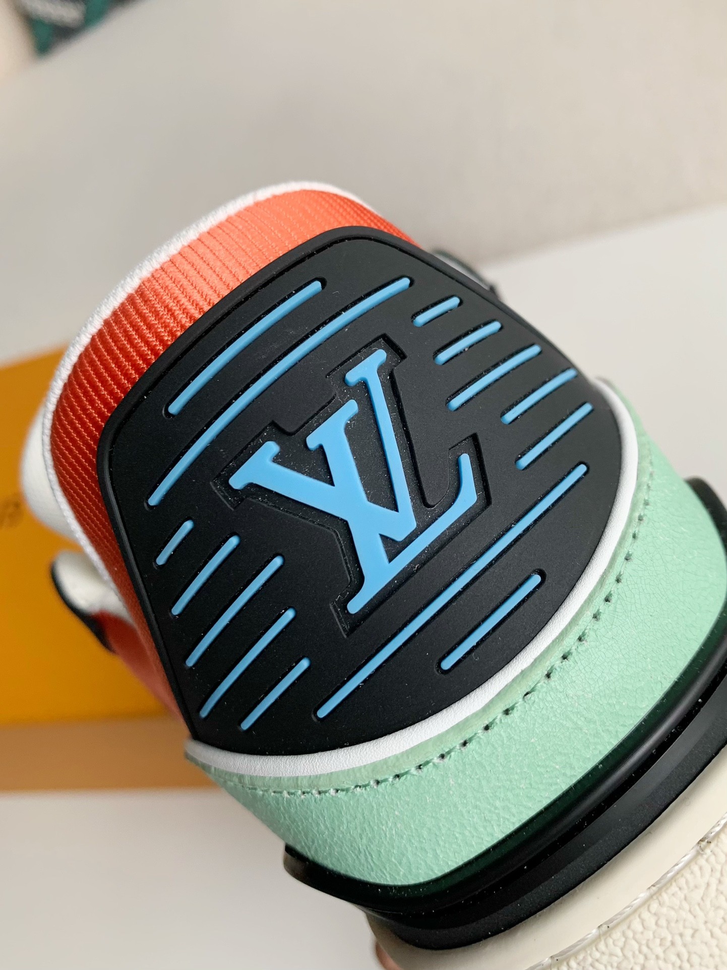 【#2814】 LOUIS VUITTON TRAINER Sneakers