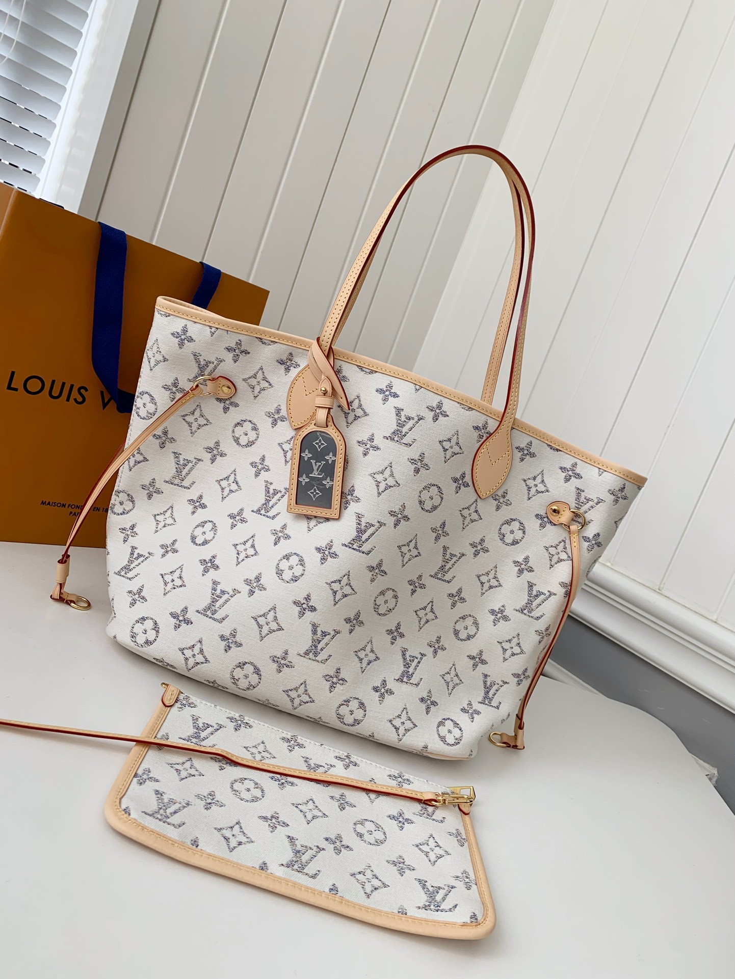 Louis Vuitton Neverfull medium handba9 M24905