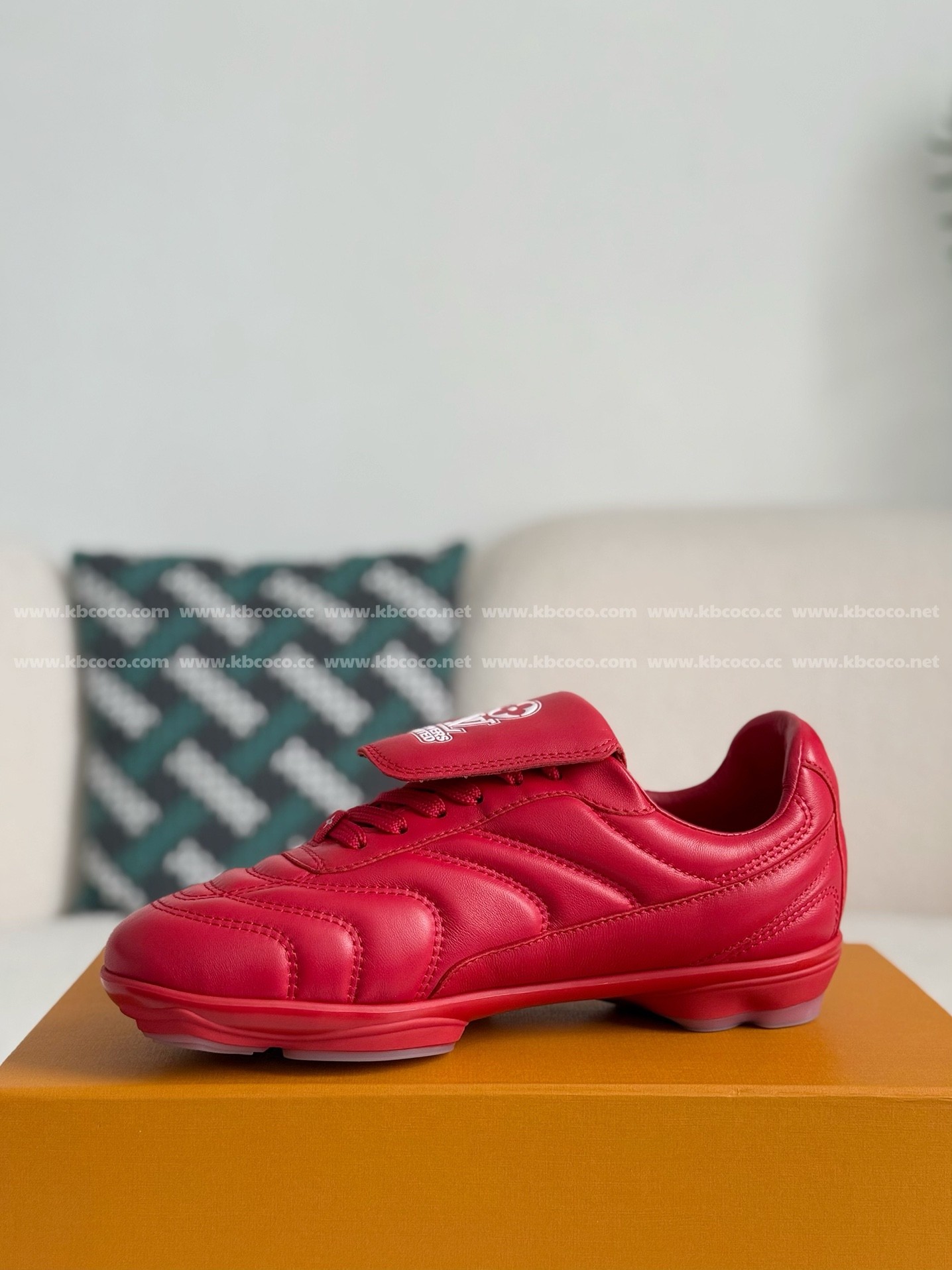 【#4249】LV Footprint Soccer Sneaker