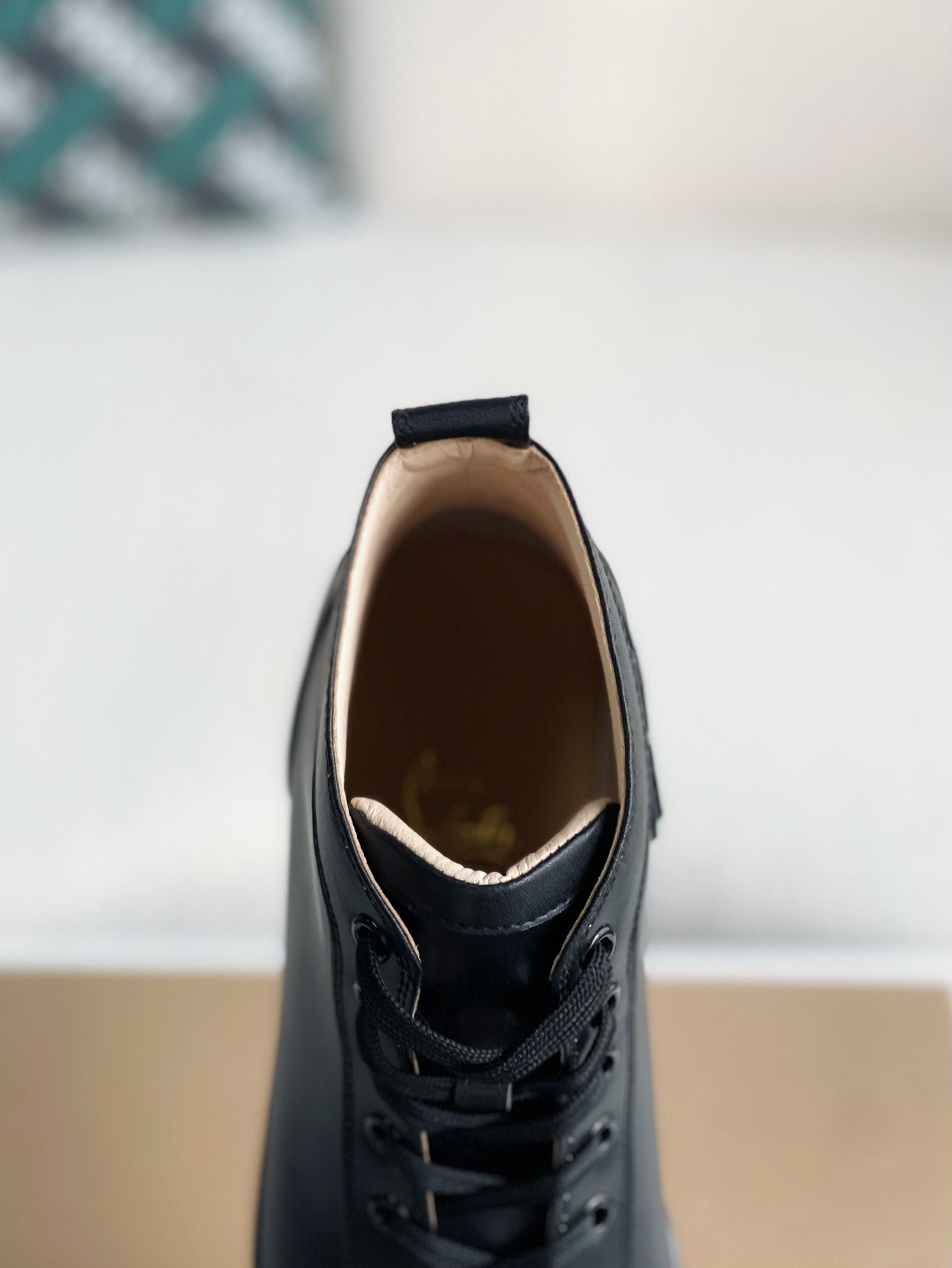 【#2464】Christian Louboutin Sneakers High