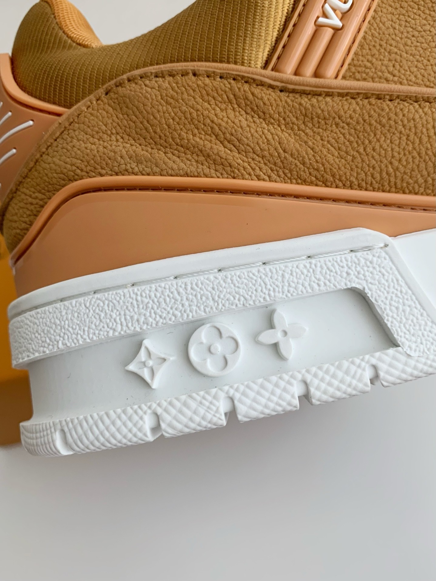 [#3756」 LOUIS VUITTON TRAINER SNEAKERS