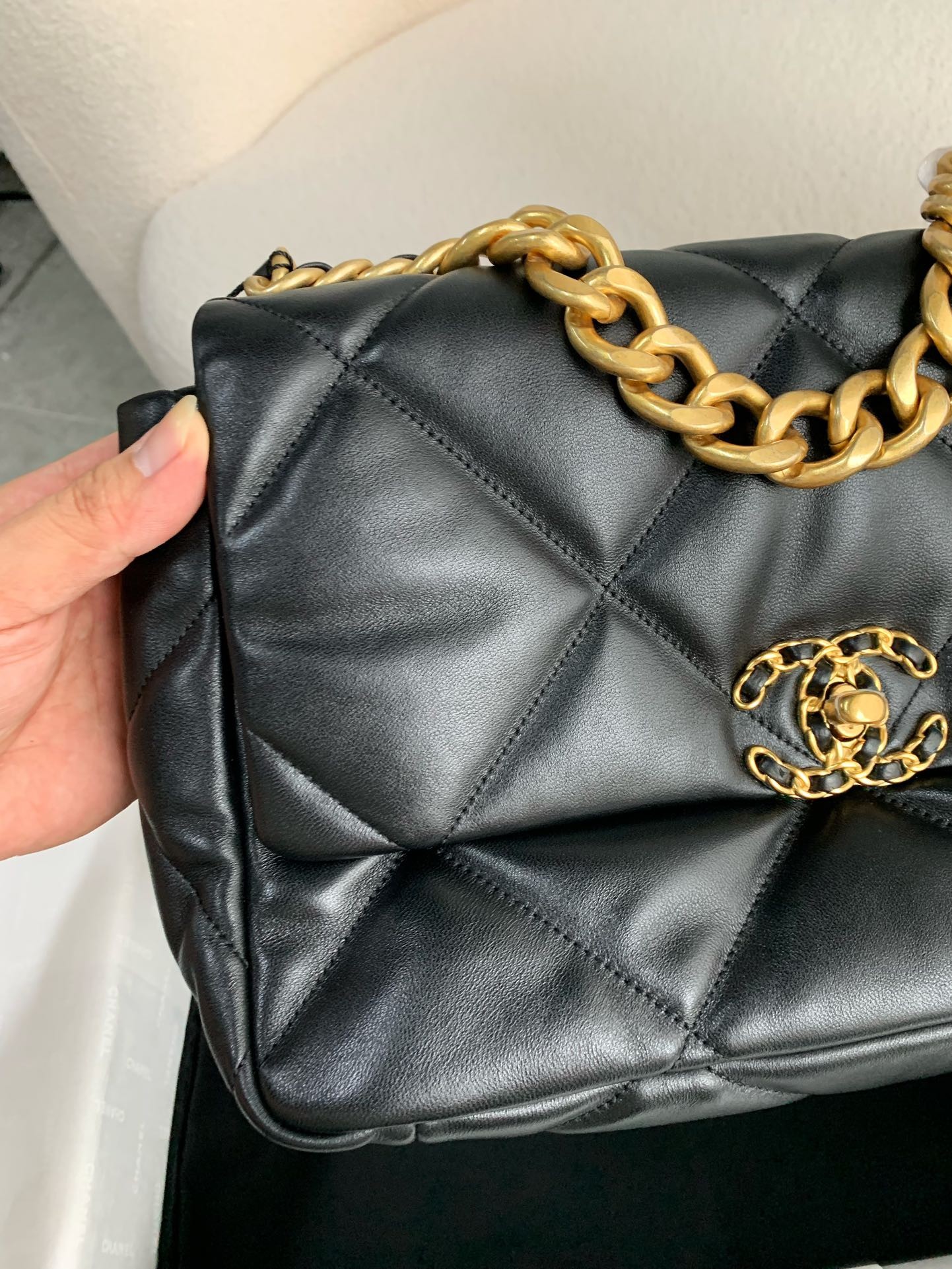 Chanel handbag AS11611