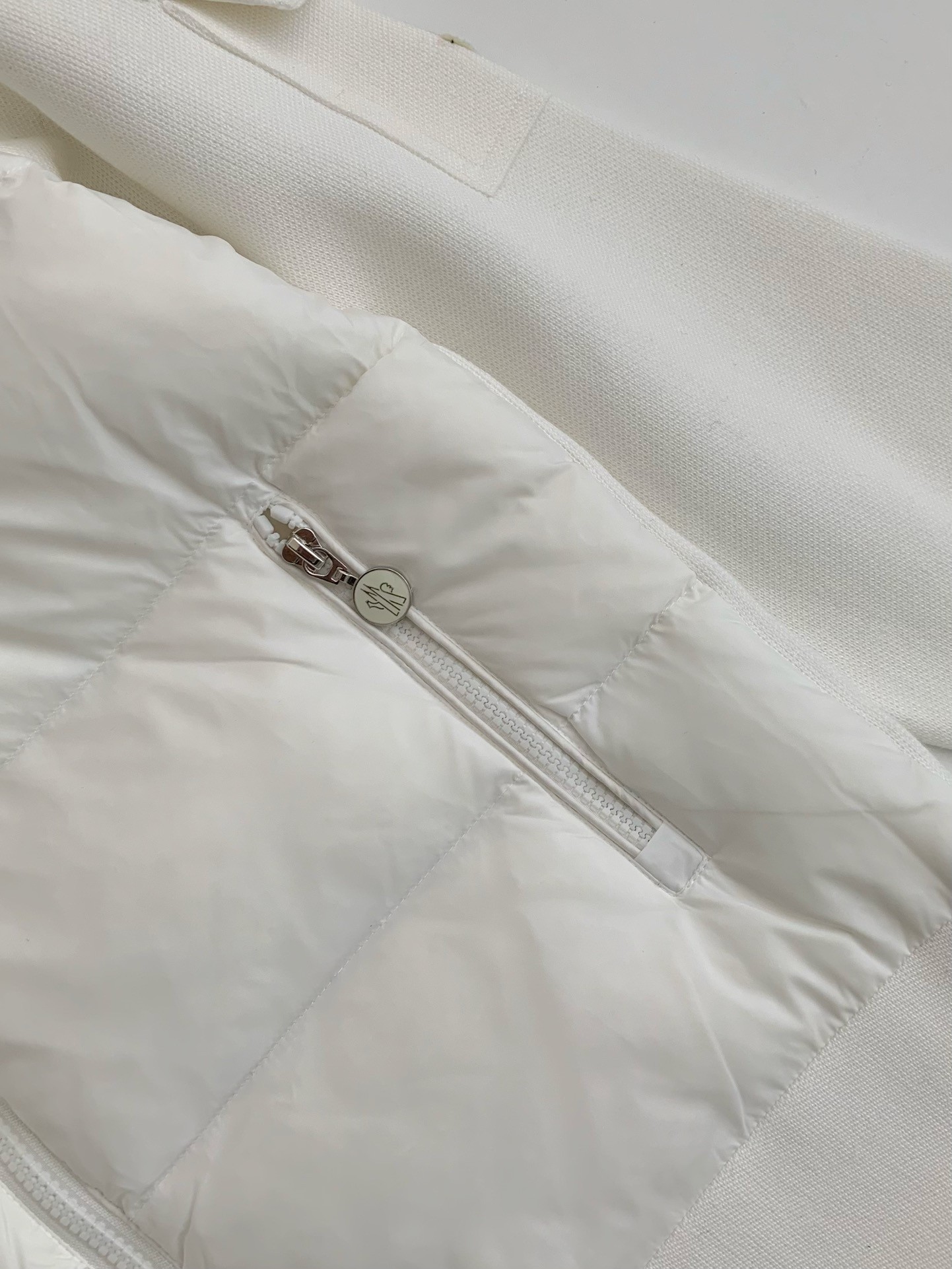 【#3731】Moncler SS23 Long sleeve jacket with high neck