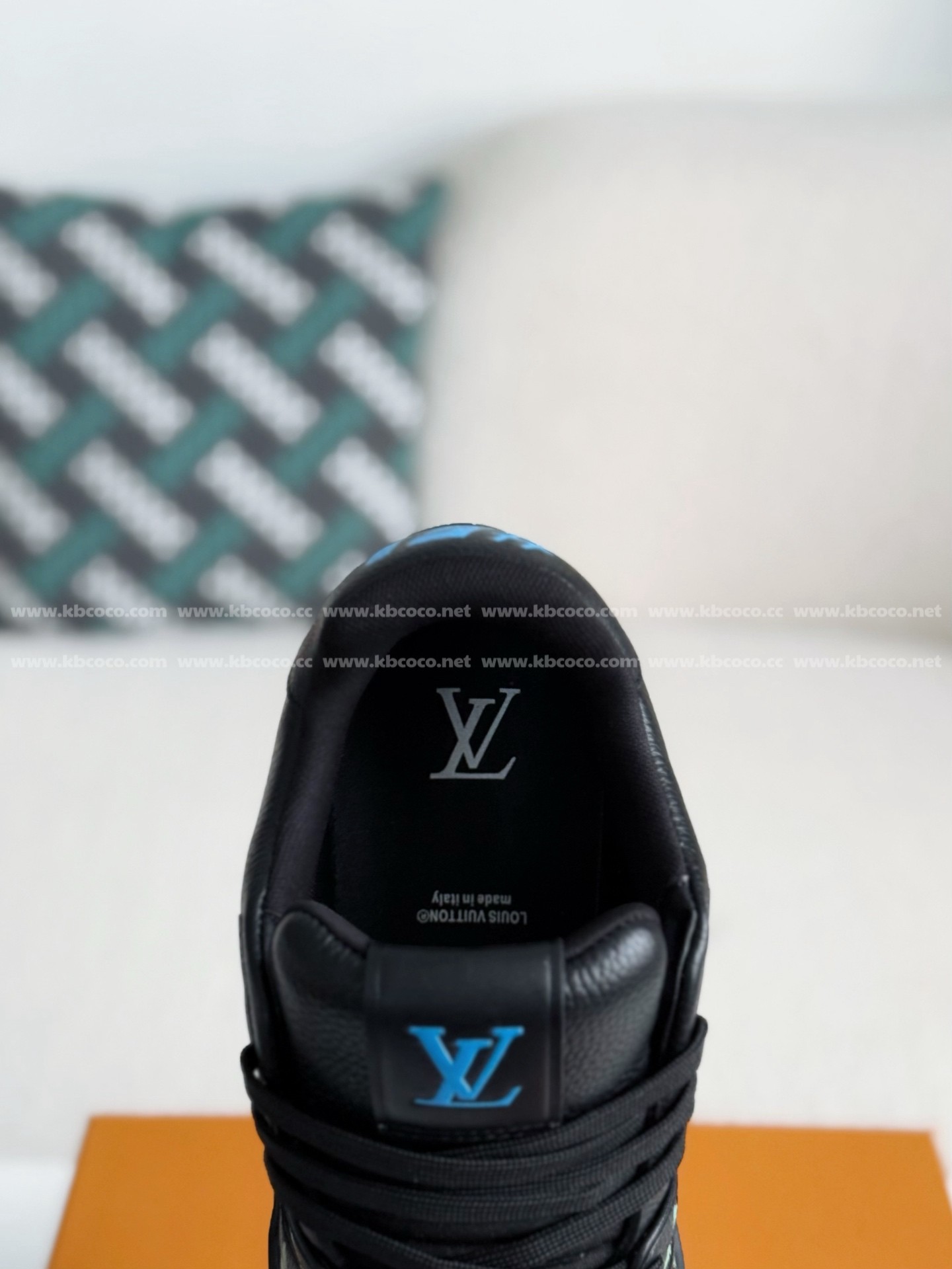 【#5224】 LOUIS VUITTON TRAINER SNEAKERS