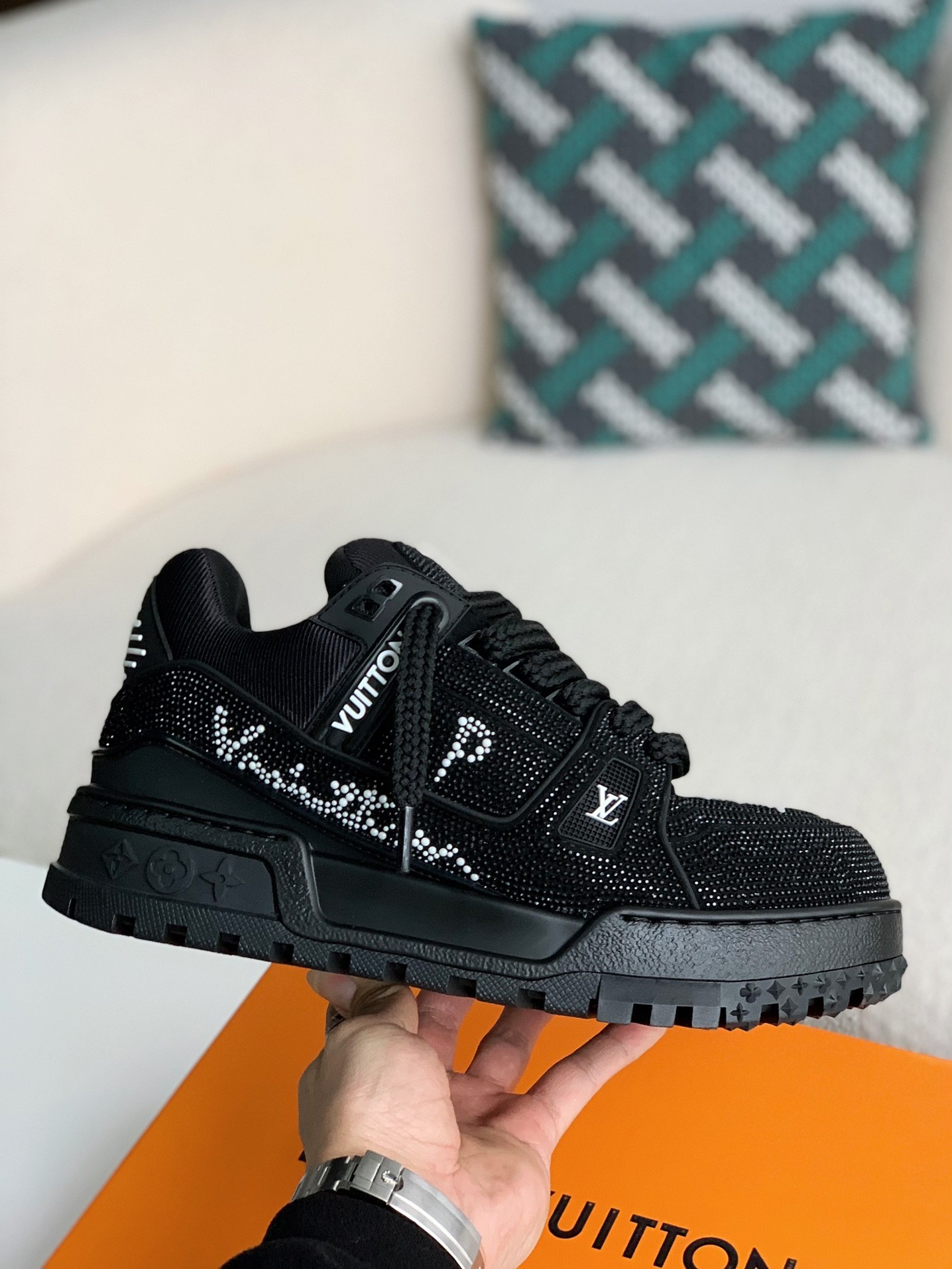 LOUIS VUITTON TRAINER MAXI SNEAKERS