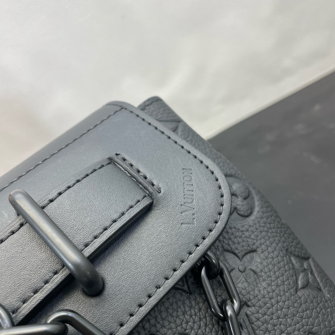 LOUIS VUITTON Steamer Crossbody bag/top quality M24436