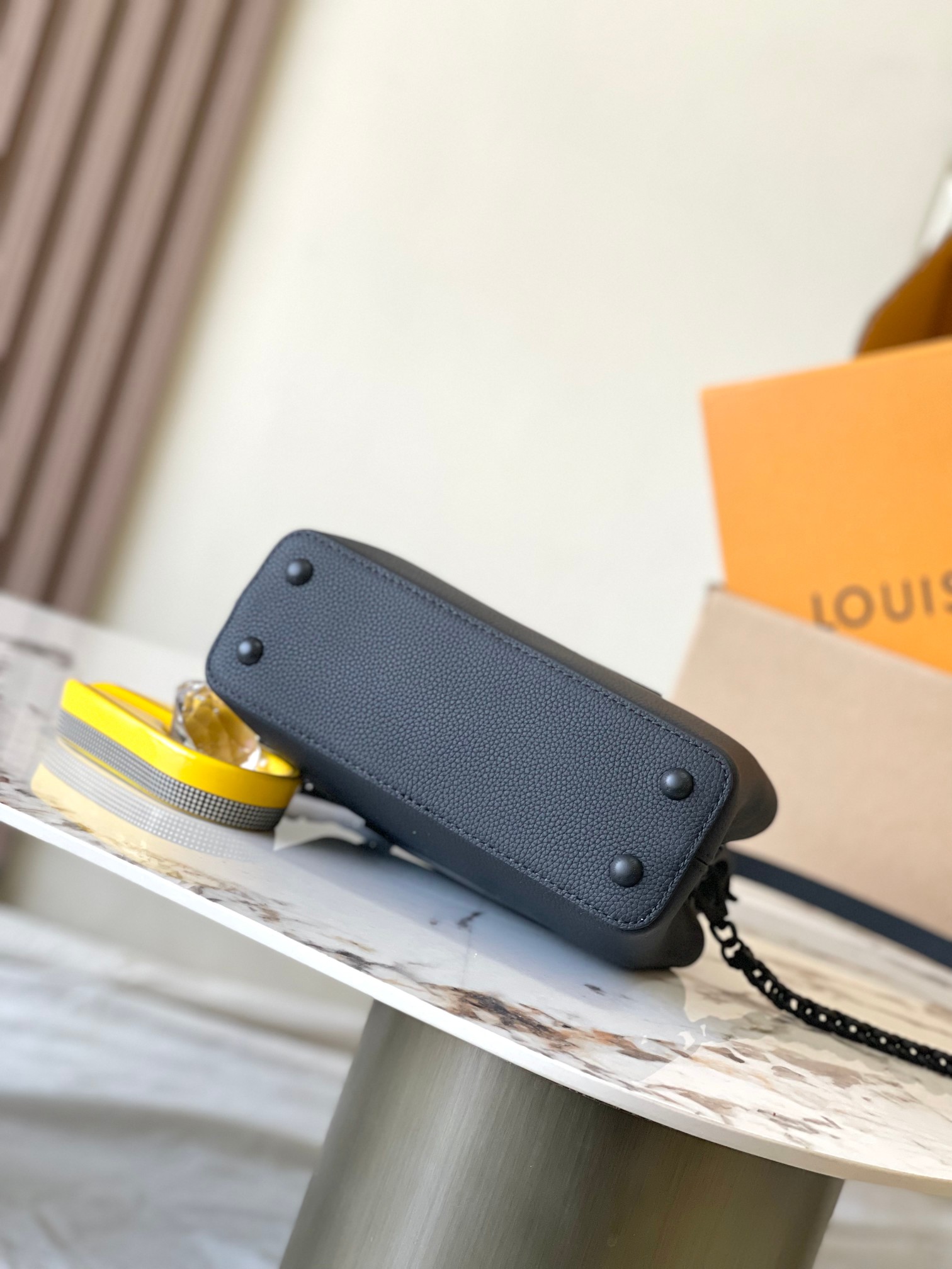 LOUIS VUITTON Capucines EAST WEST Handbag/Top Quality M23955