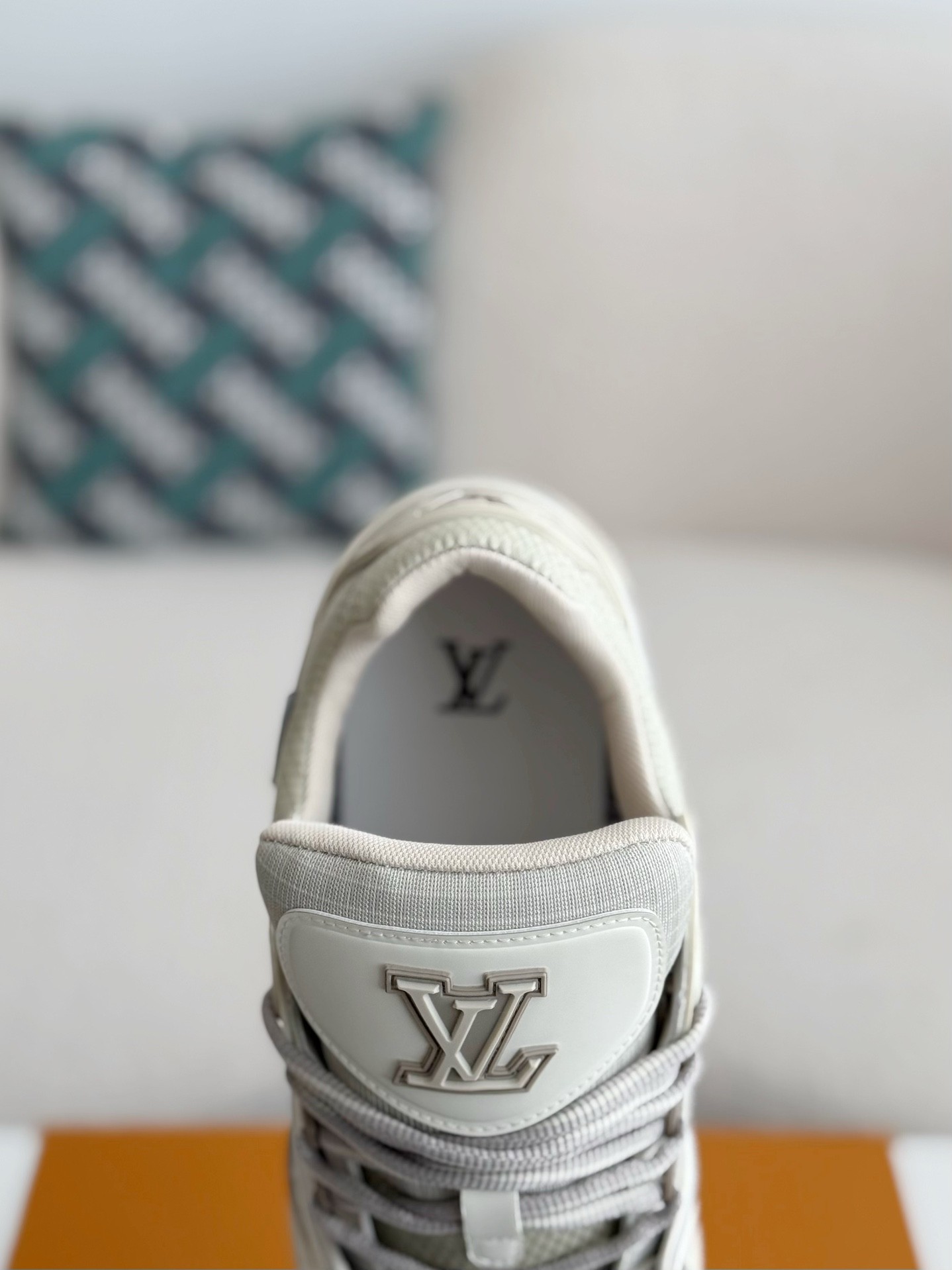 [#3904]LOUIS VUITTON TRAINER SNEAKERS