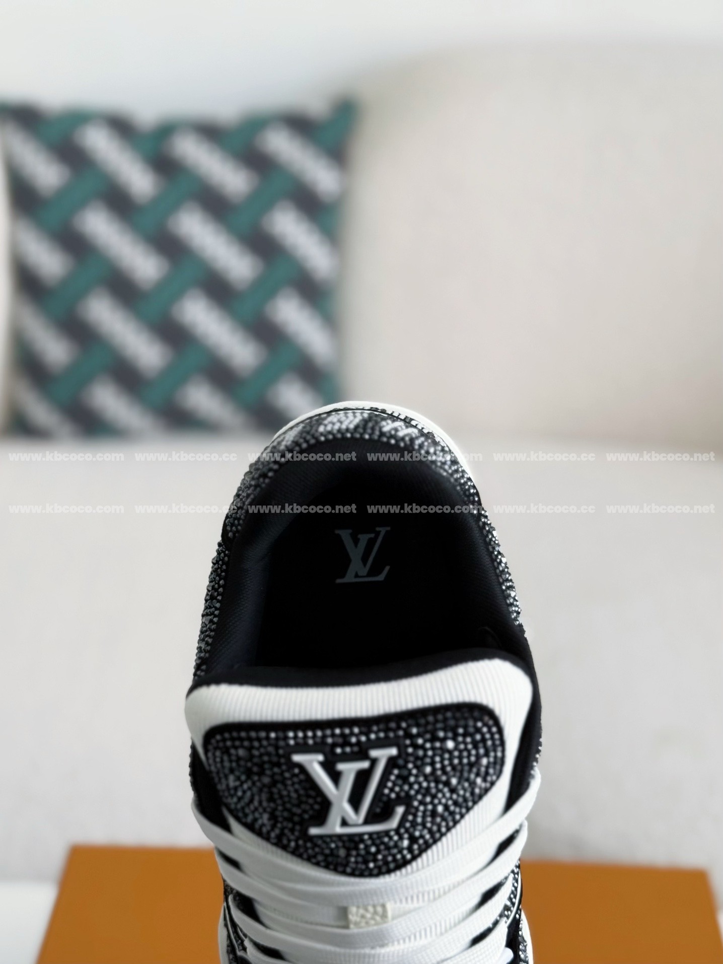 【#4101】LOUIS VUITTON TRAINER SNEAKERS
