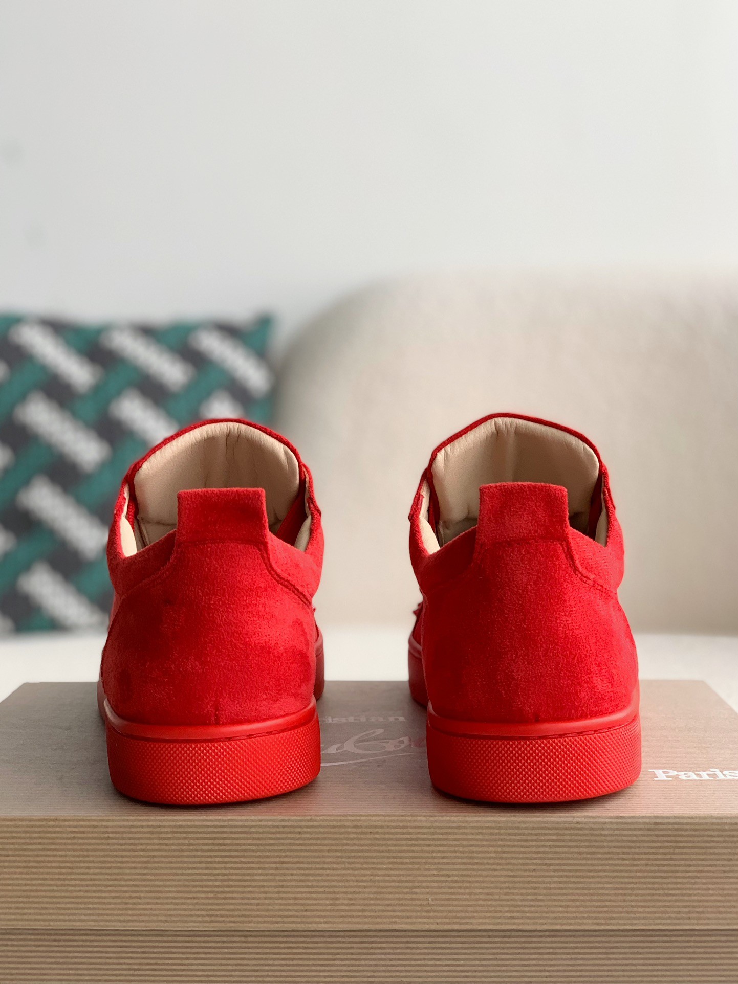 【#697】 Christian Louboutin Sneakers