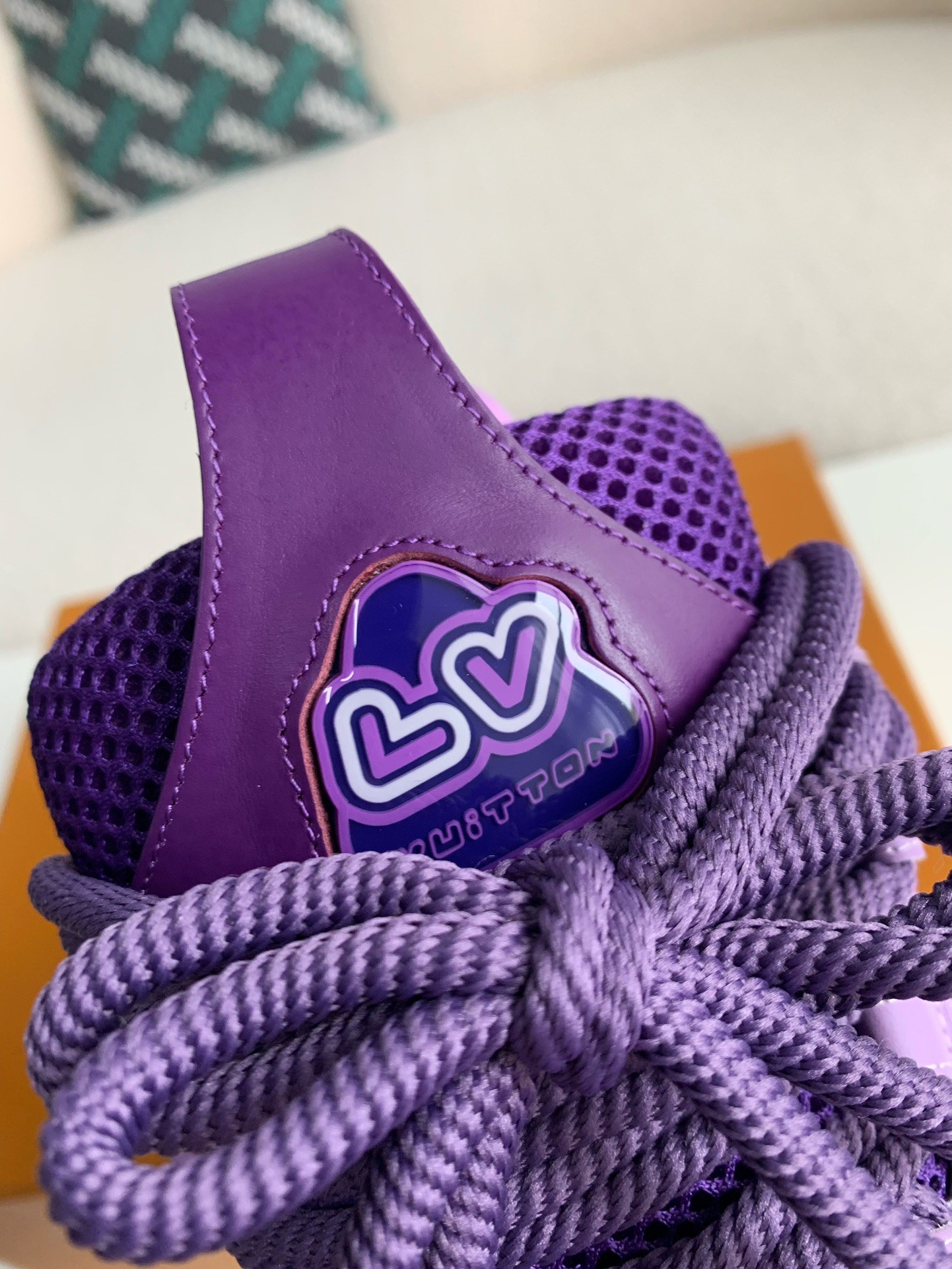 LOUIS VUITTON RUNNER TATIC sneaker