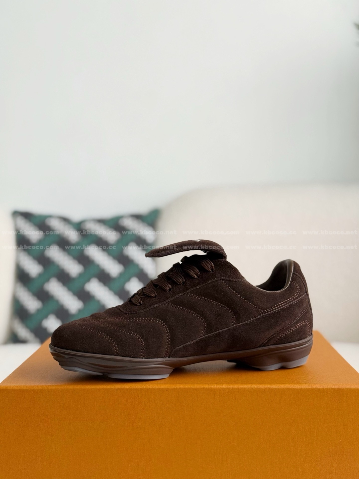 【#5871】 LOUIS VUITTON FOOTPRINTSOCCER CASUAL SHOES