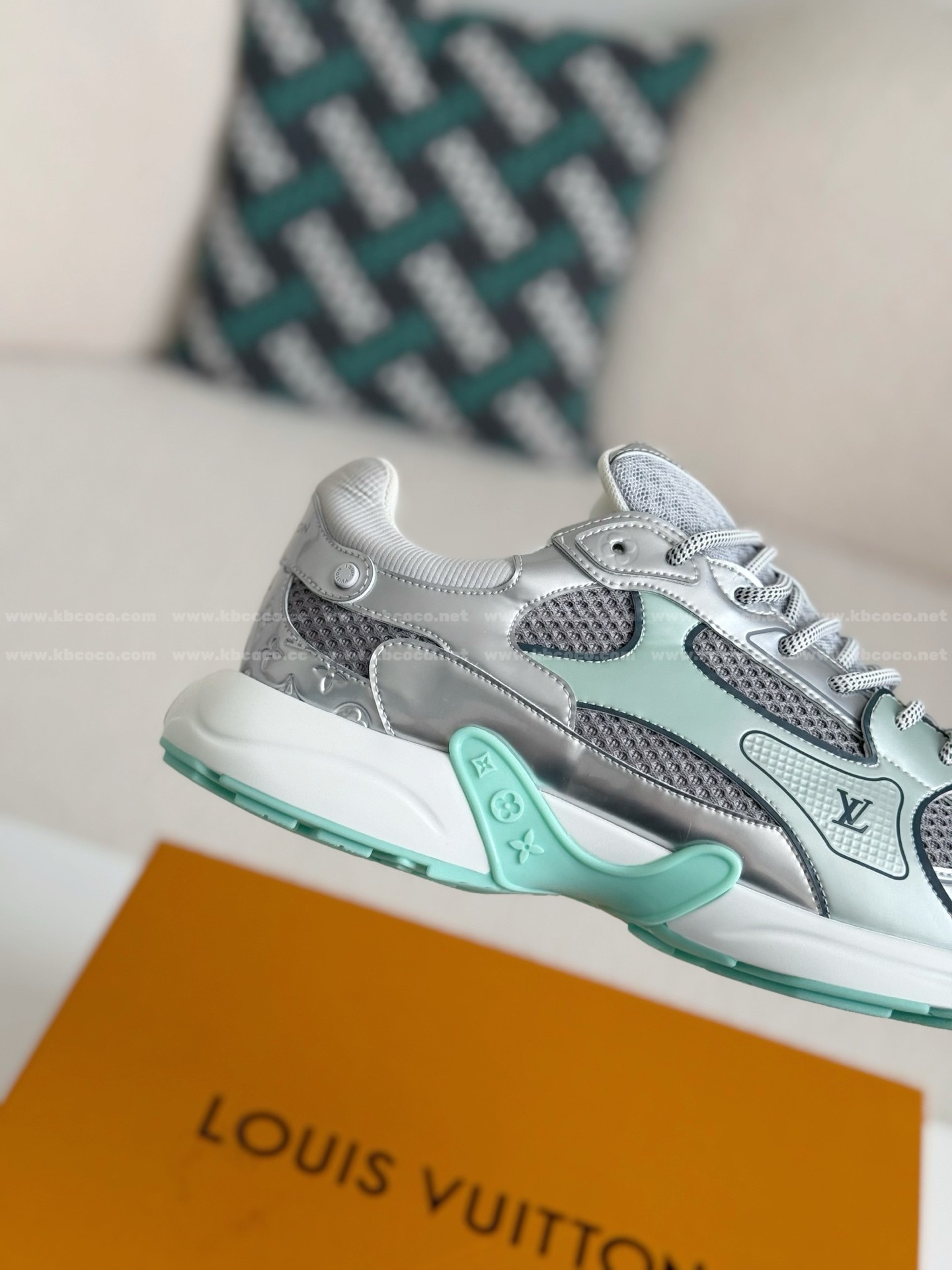 【#5840】 LOUIS VUITTON OLYMPIA CASUAL SHOES