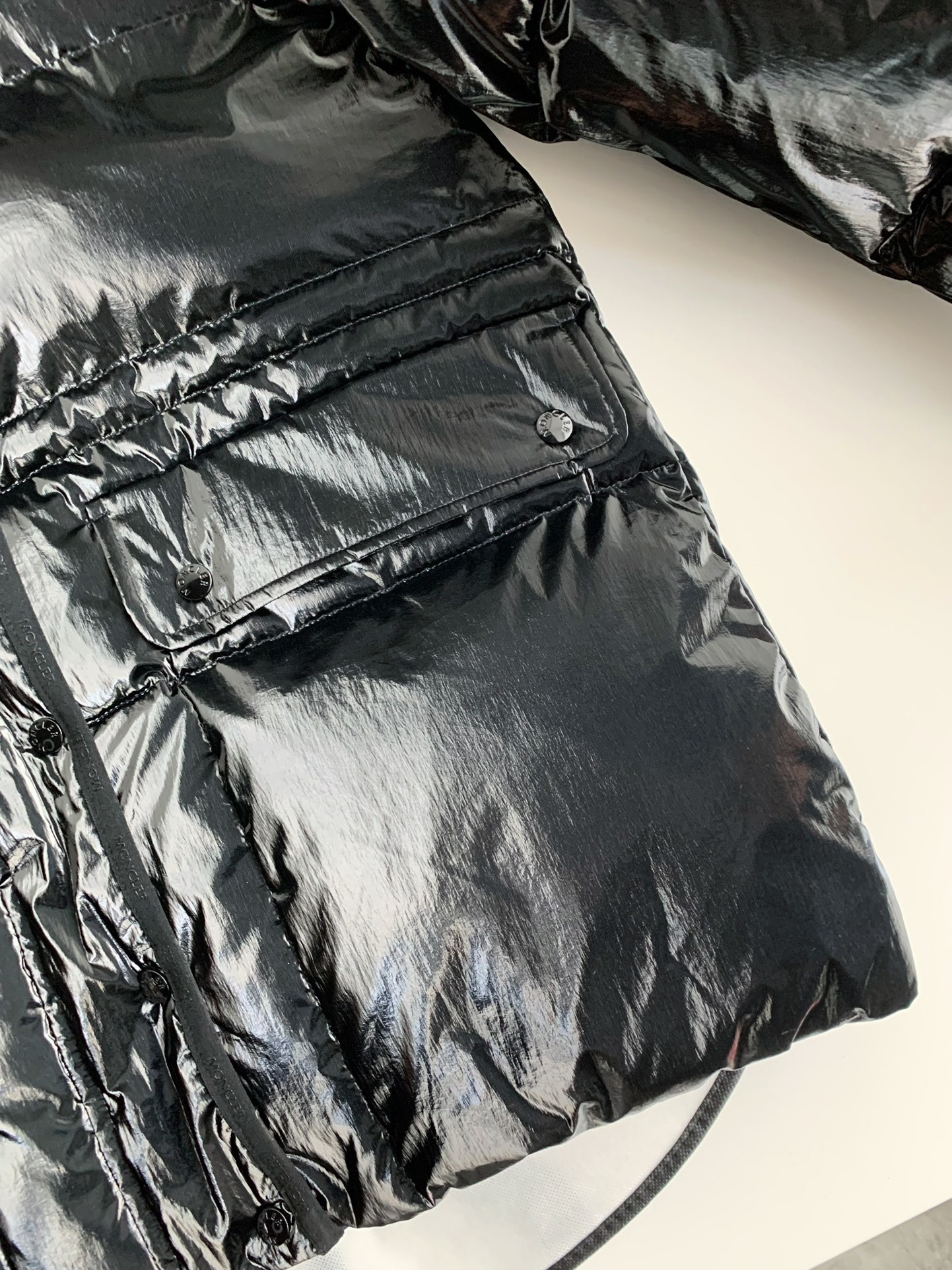 【#2358】Moncler Short men's down jacket