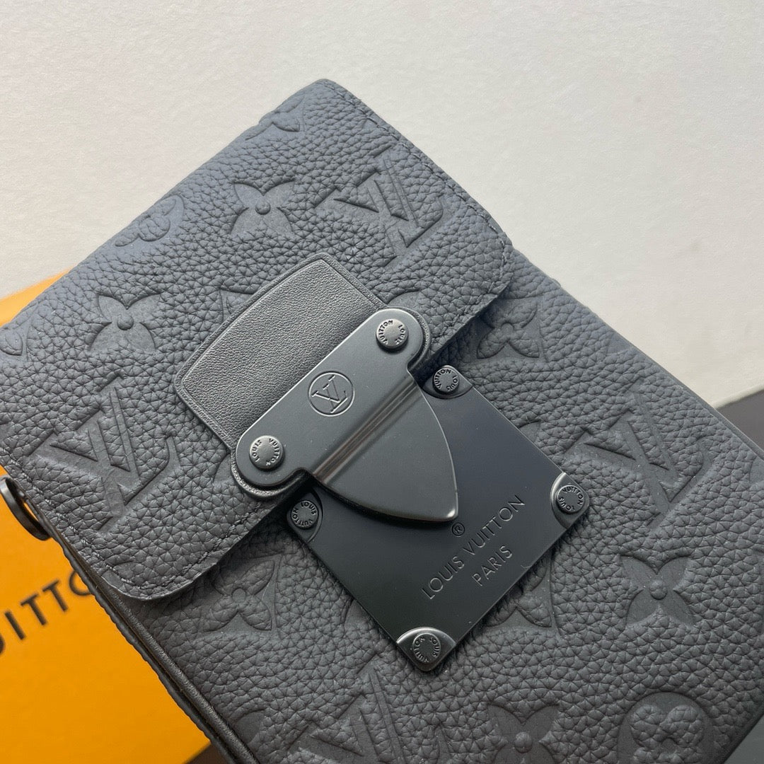 LOUIS VUITTON S-LOCK VERTICAL Crossbody bag/top quality M81524