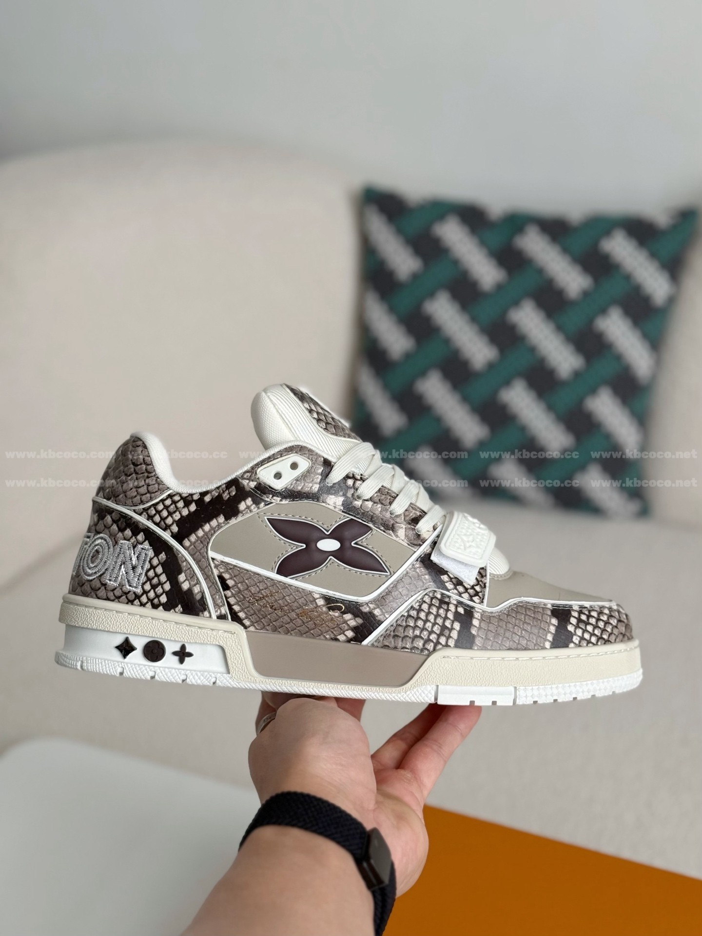 【#5794】 LOUIS VUITTON TRAINER SNEAKERS