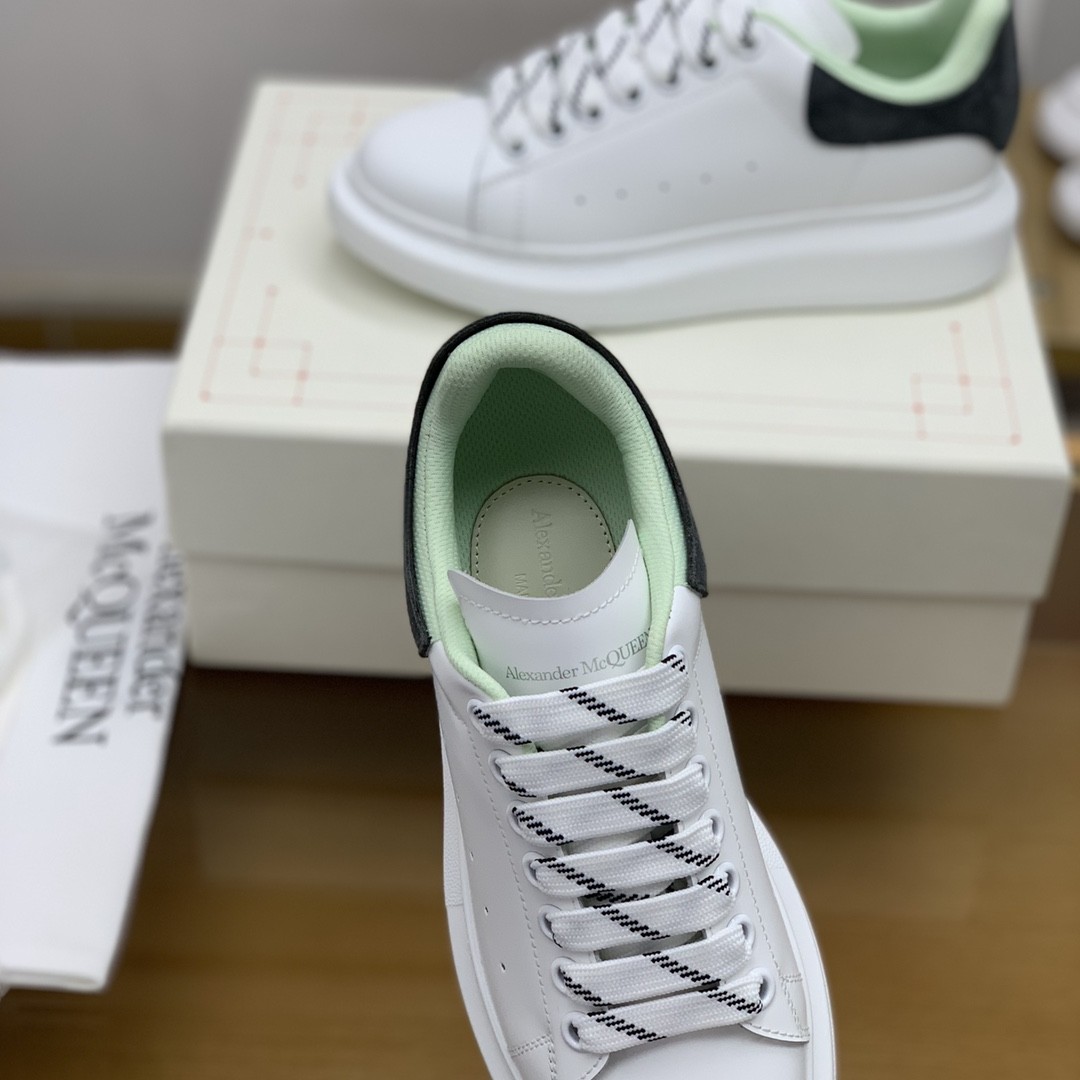 Alexander McQueen MQ dark grey tailSneakers