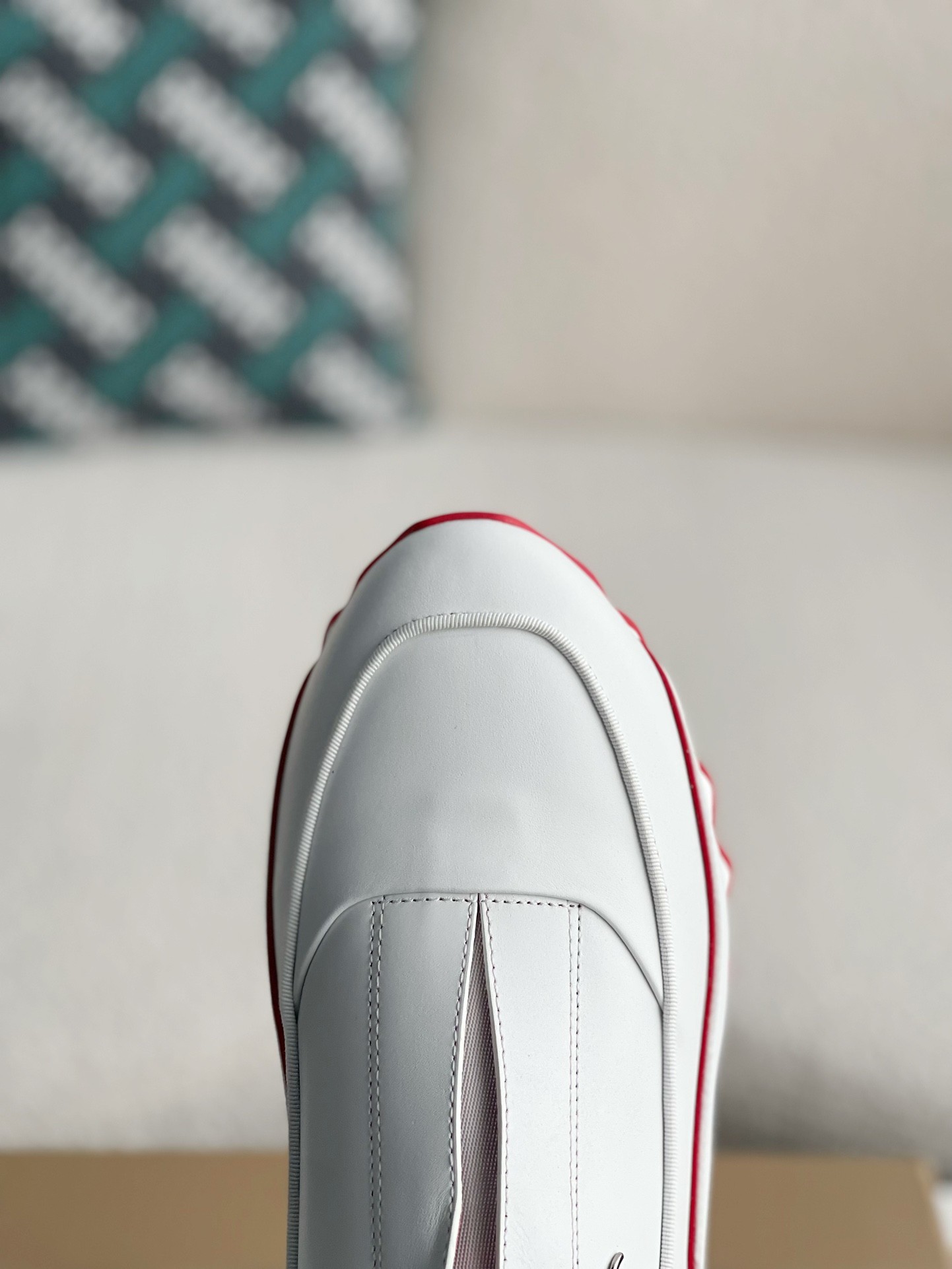 【#3010】Christian Louboutin Sneakers