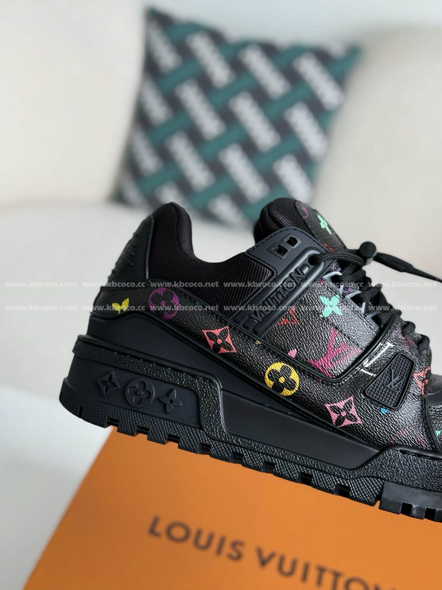 【#5215】 LOUIS VUITTON TRAINER Maxi SNEAKERS