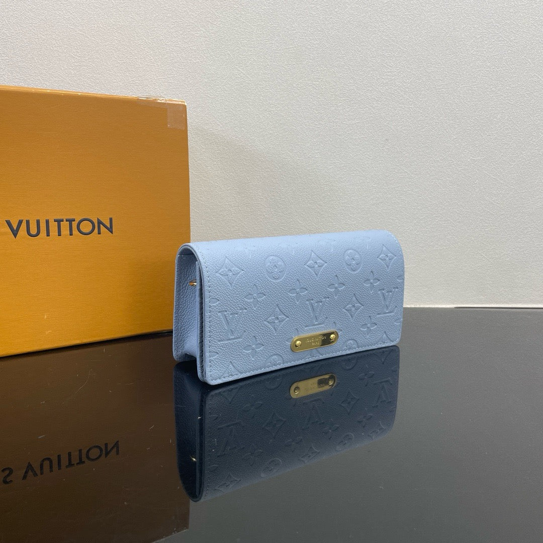 LOUIS VUITTON Lily Shoulder bag/top quality M83233