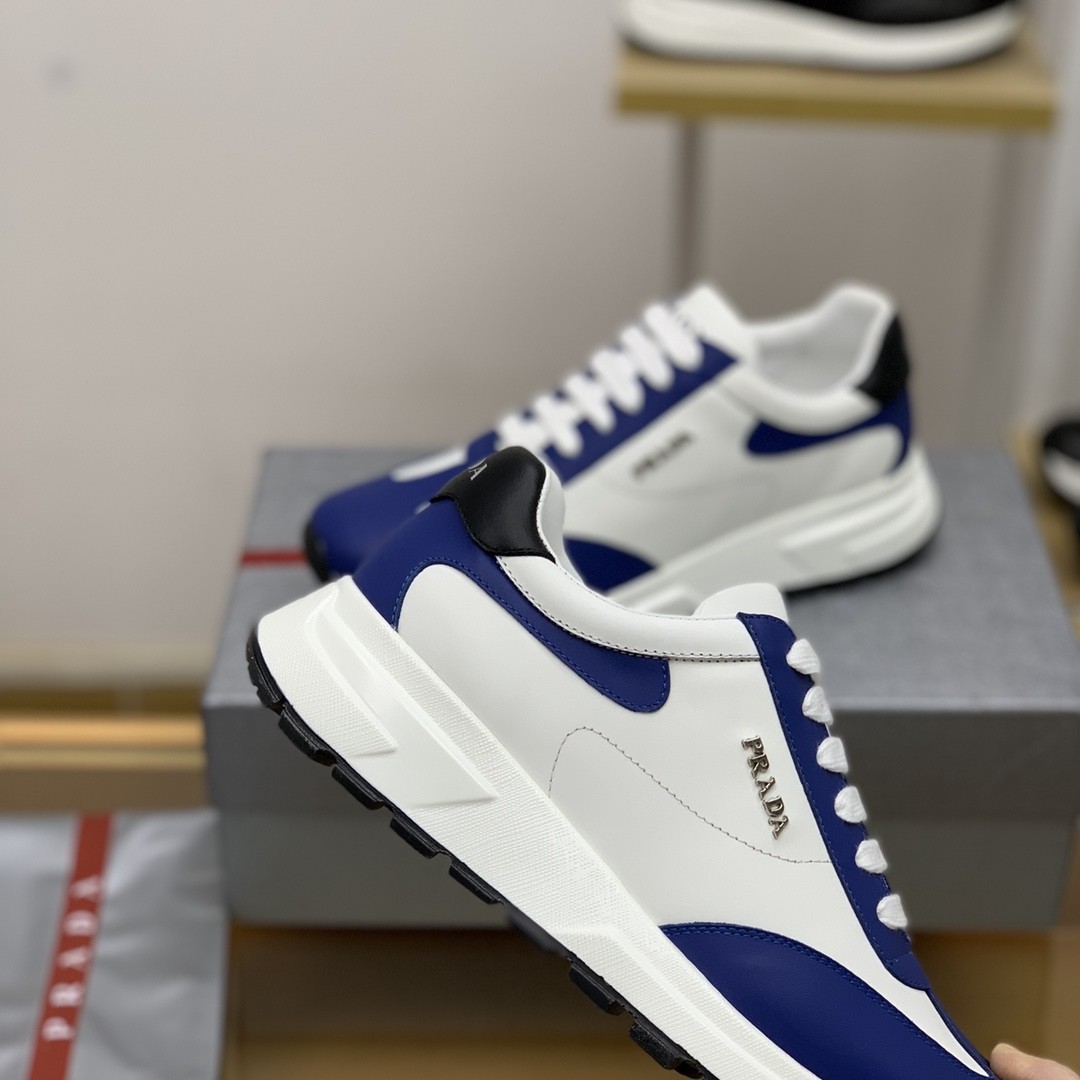 【#618】 Prada Sneakers