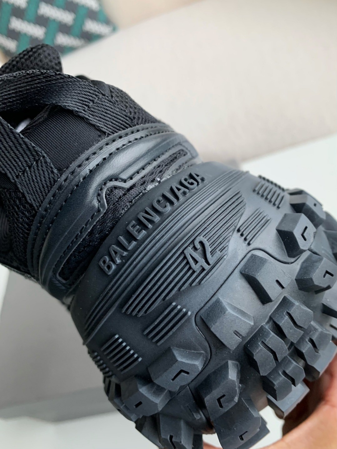 Balenciaga Bouncer Screw Sneakers