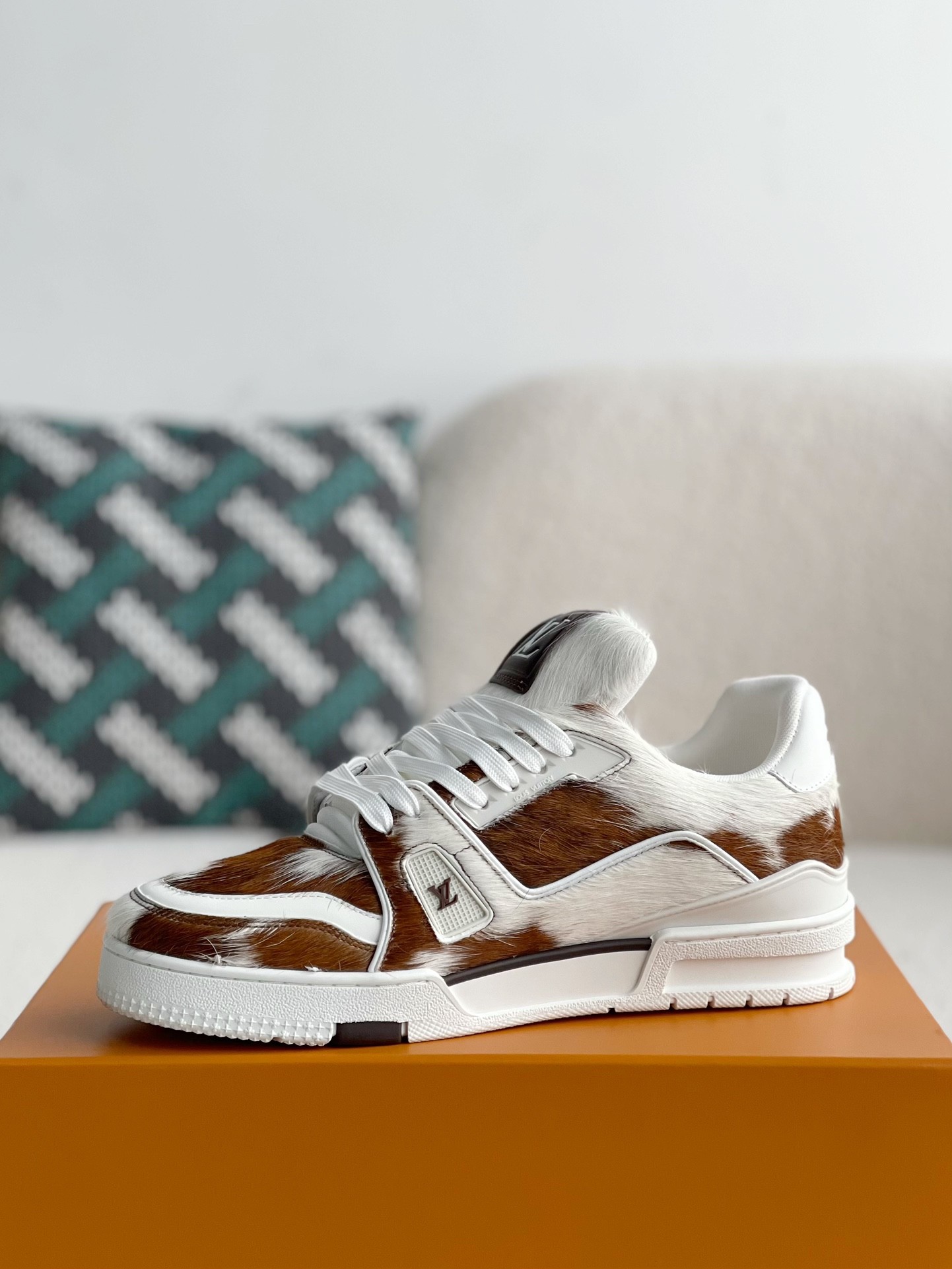 [#3530]LOUIS VUITTON TRAINER SNEAKERS